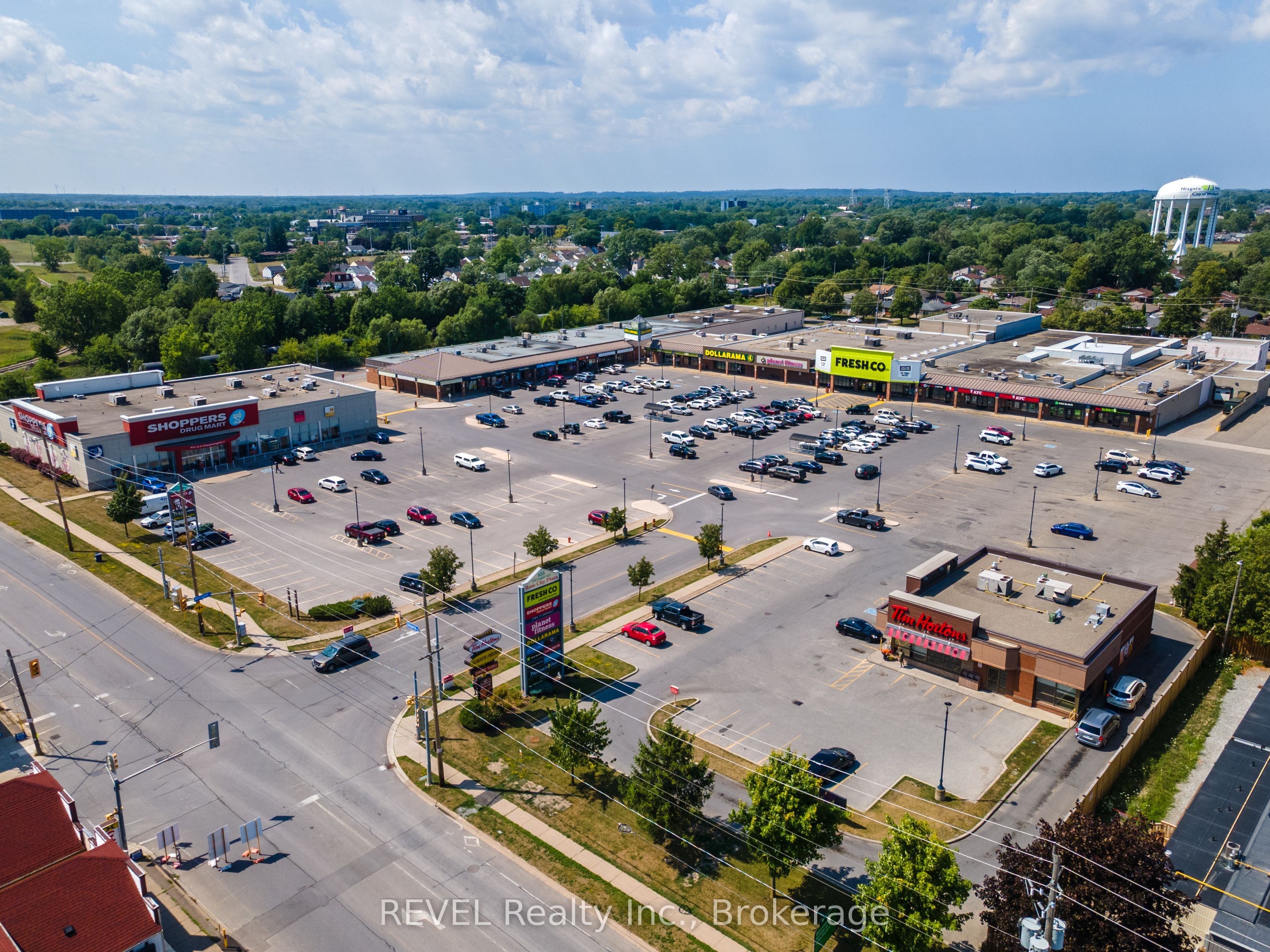 650 Deere Street Property Photo 27