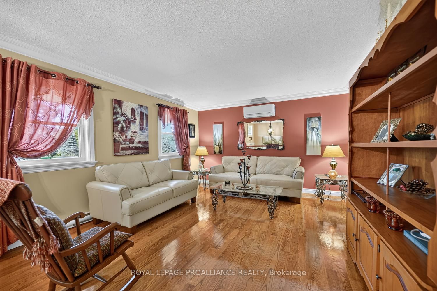4709 Corbett Street Property Photo 5