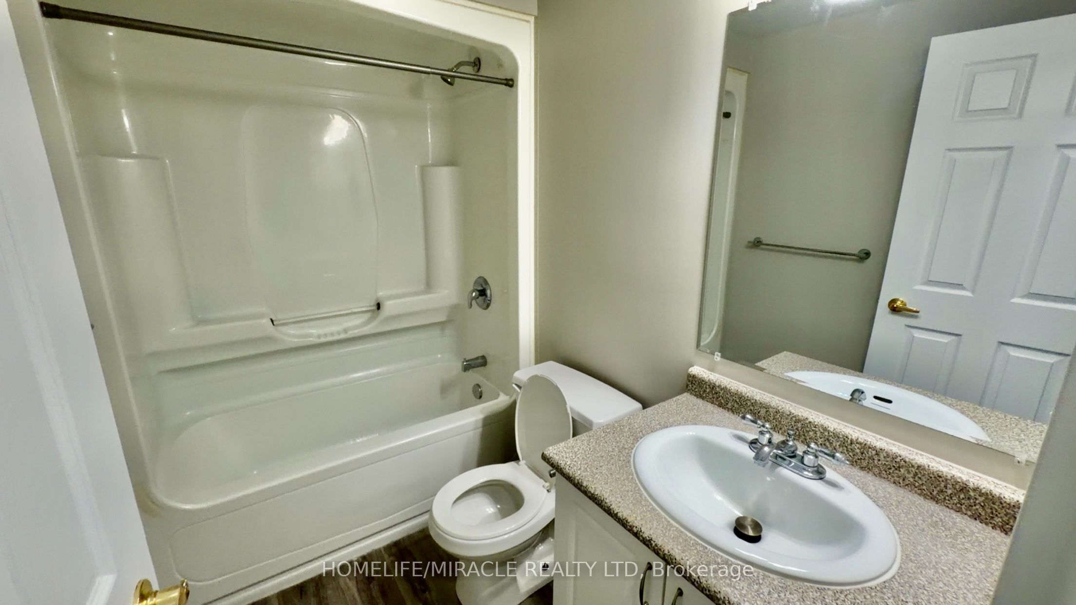 736 Old Albert Street 115 Property Photo 10