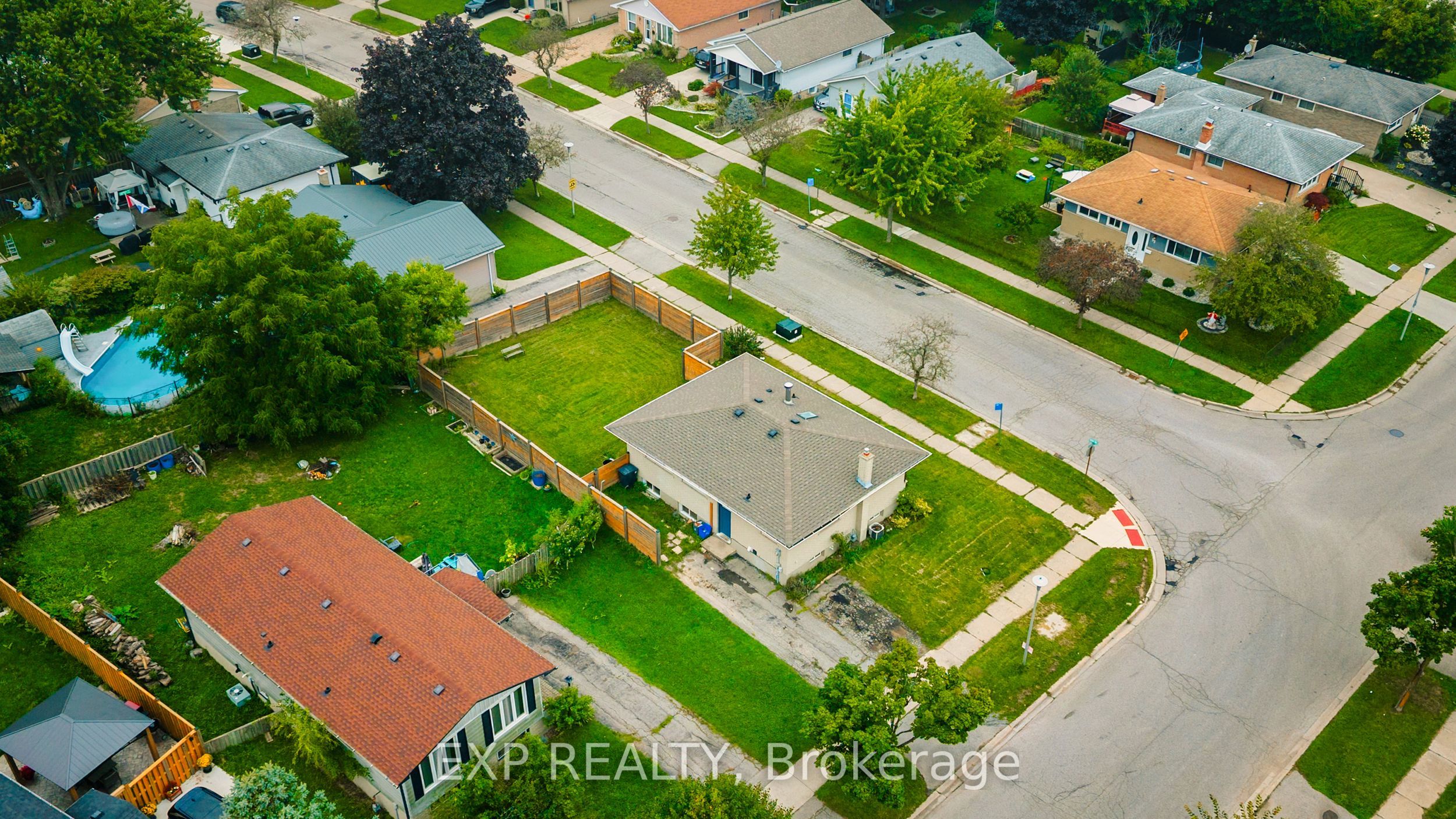 56 Ashbury Avenue Property Photo 2