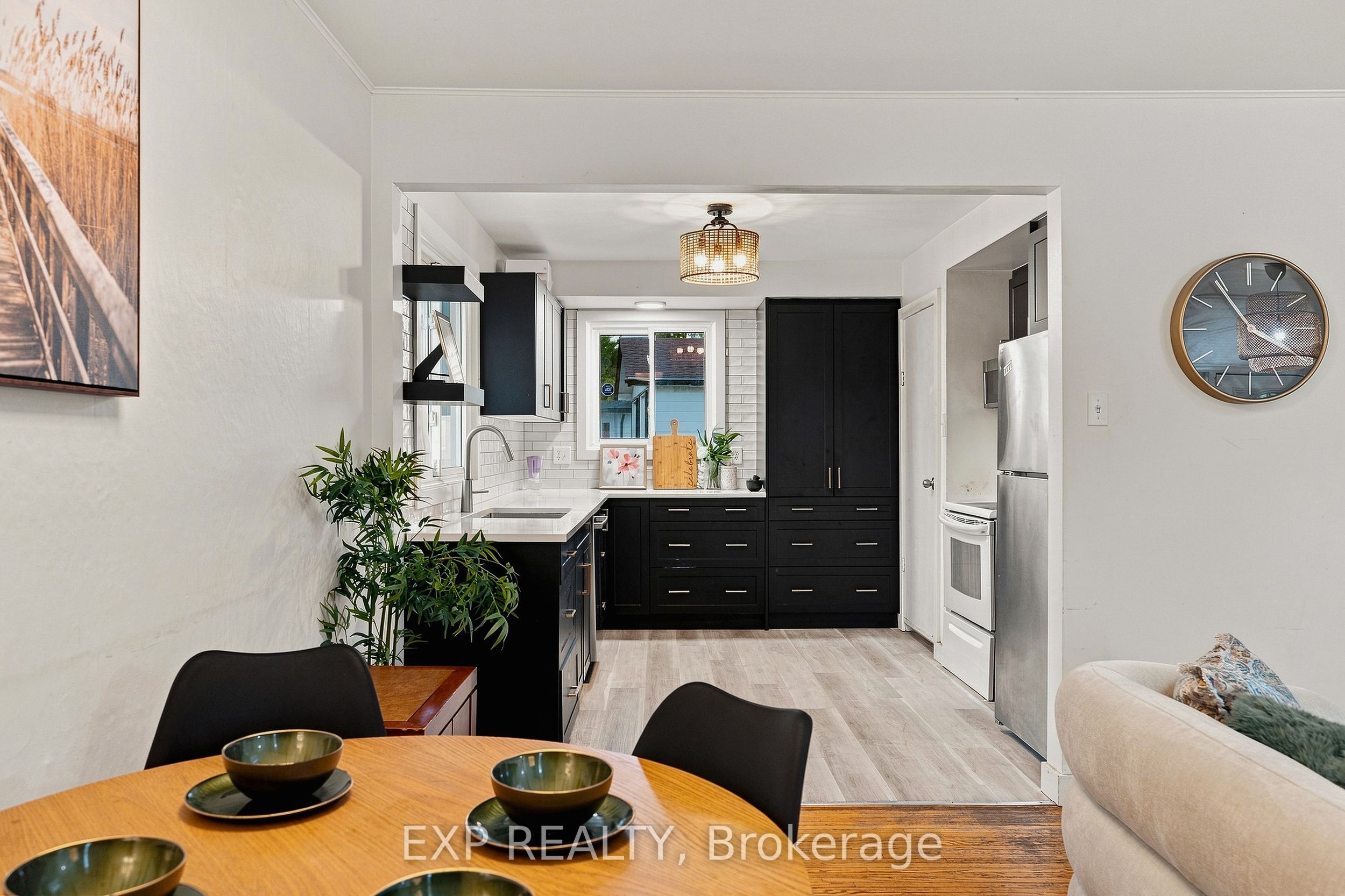 56 Ashbury Avenue Property Photo 11