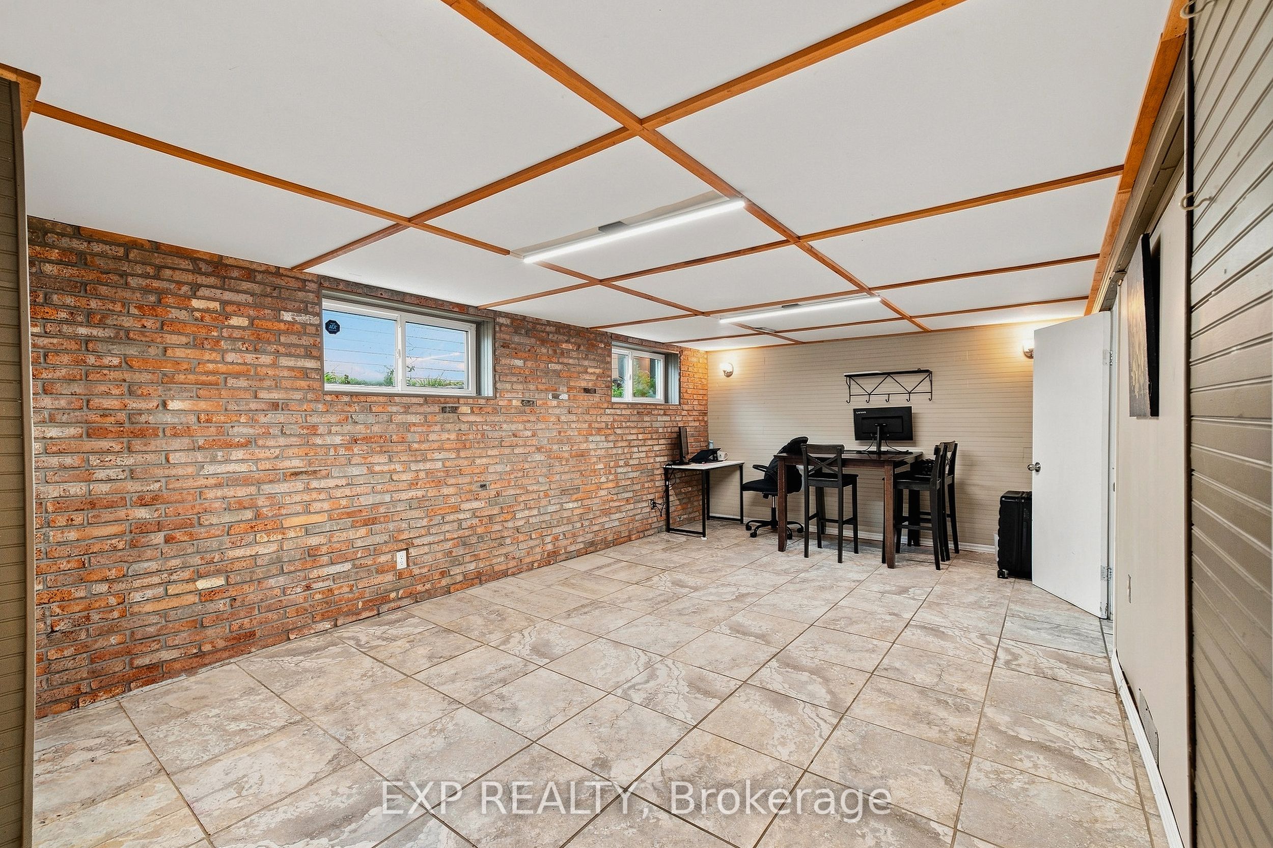 56 Ashbury Avenue Property Photo 18