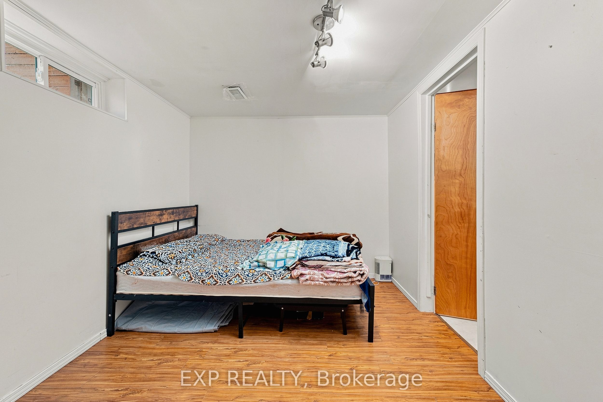 56 Ashbury Avenue Property Photo 20