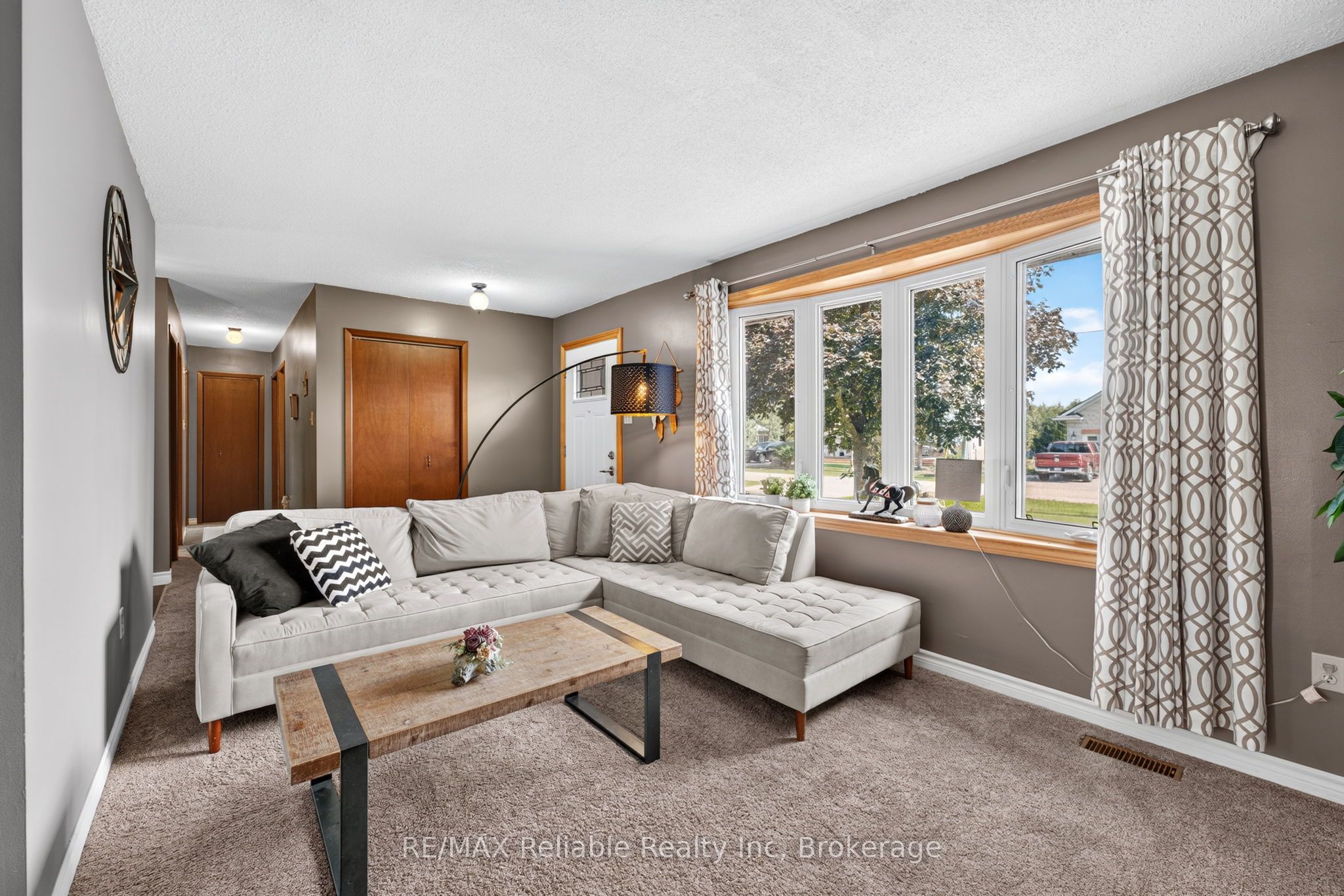 38823 Vienna Street Property Photo 7
