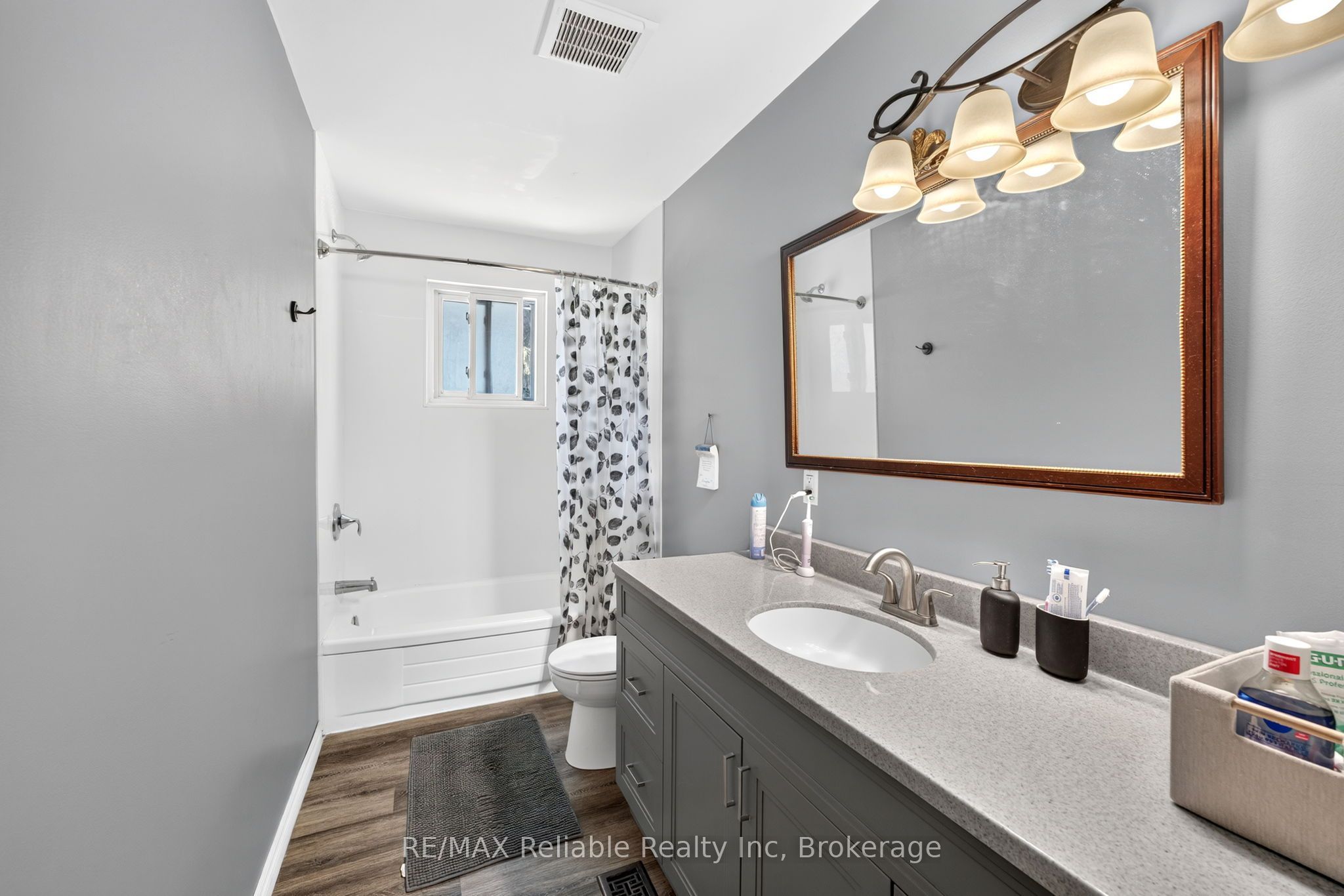 38823 Vienna Street Property Photo 16