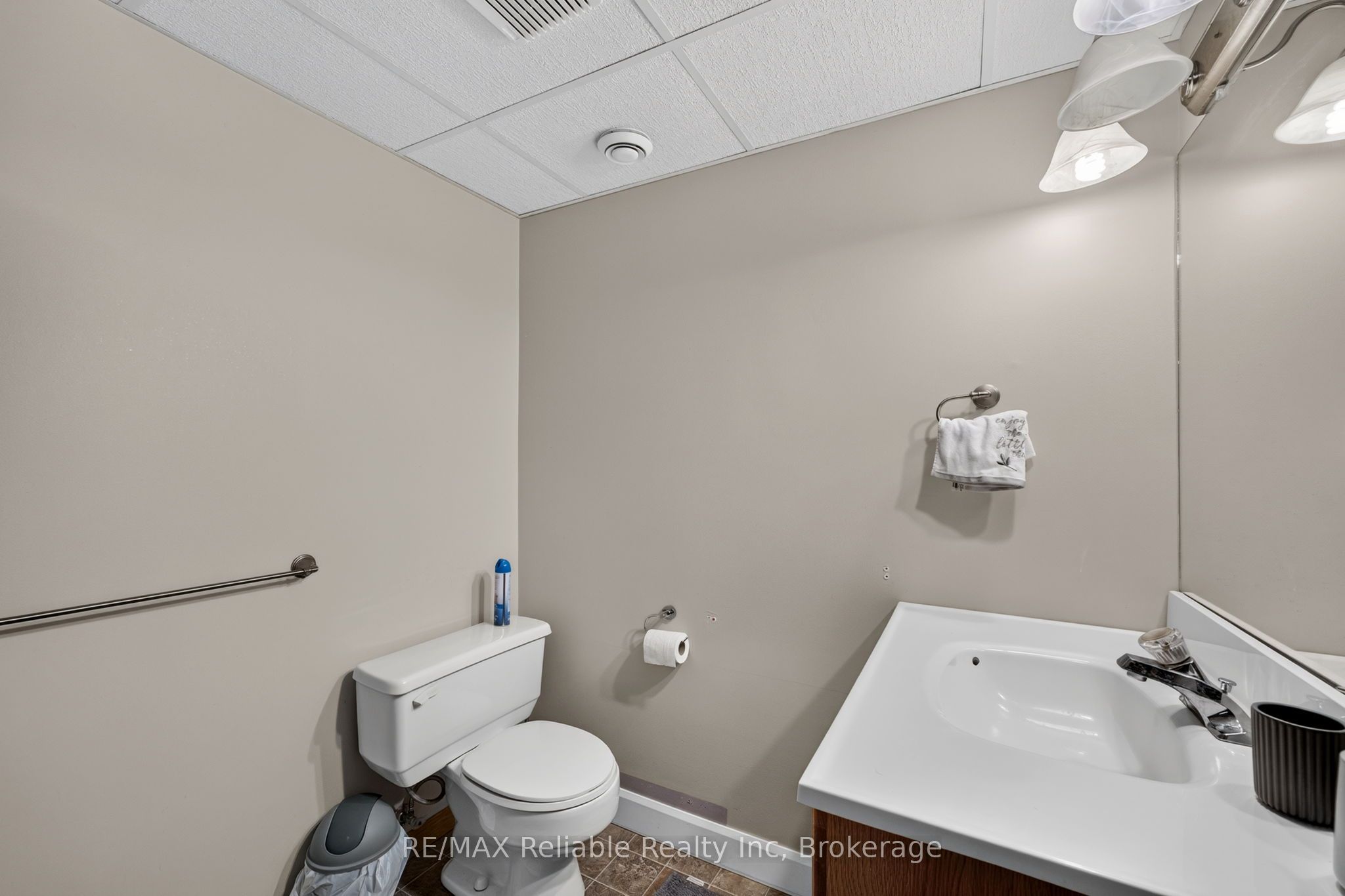 38823 Vienna Street Property Photo 29