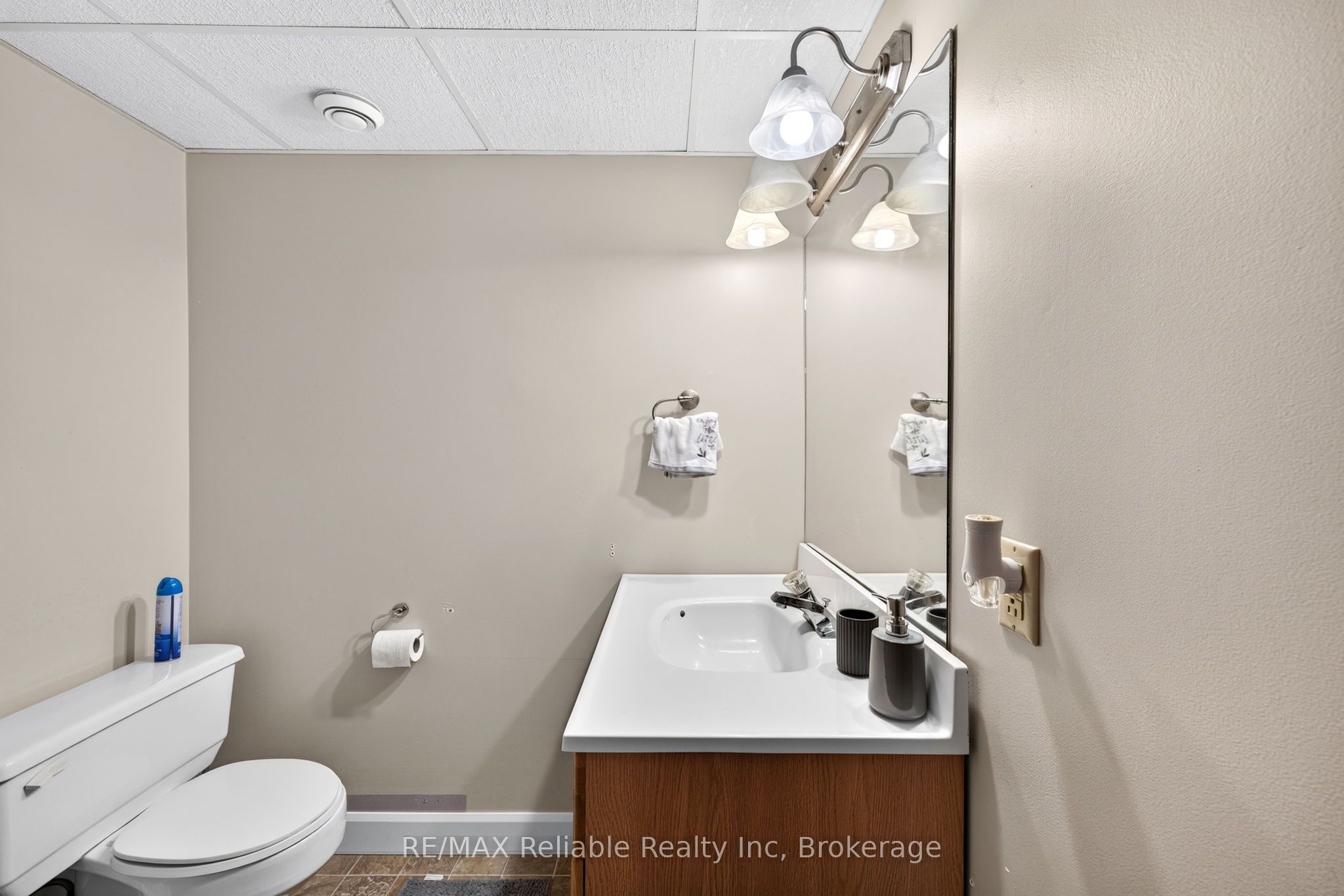 38823 Vienna Street Property Photo 30