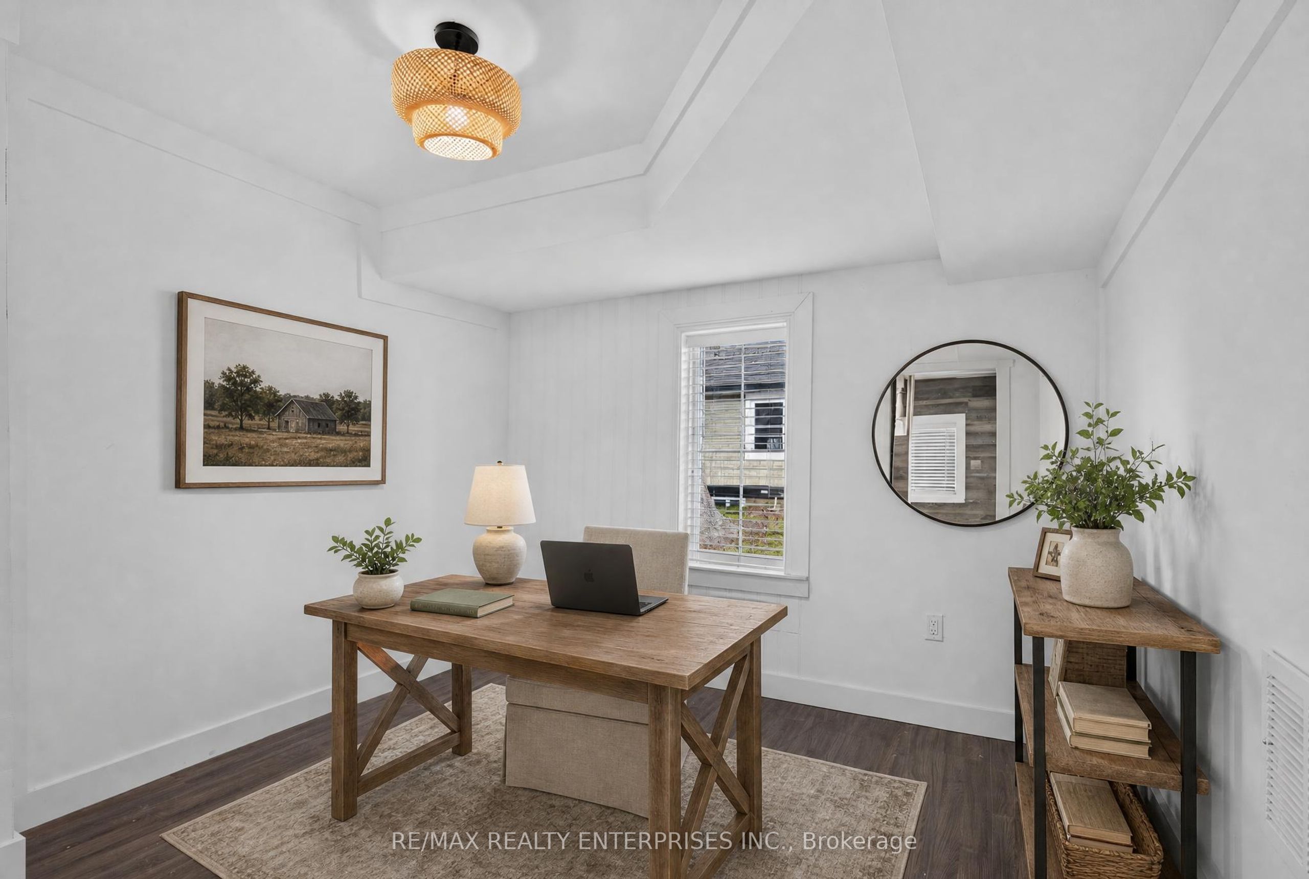 446 Cambridge Road W Property Photo 7