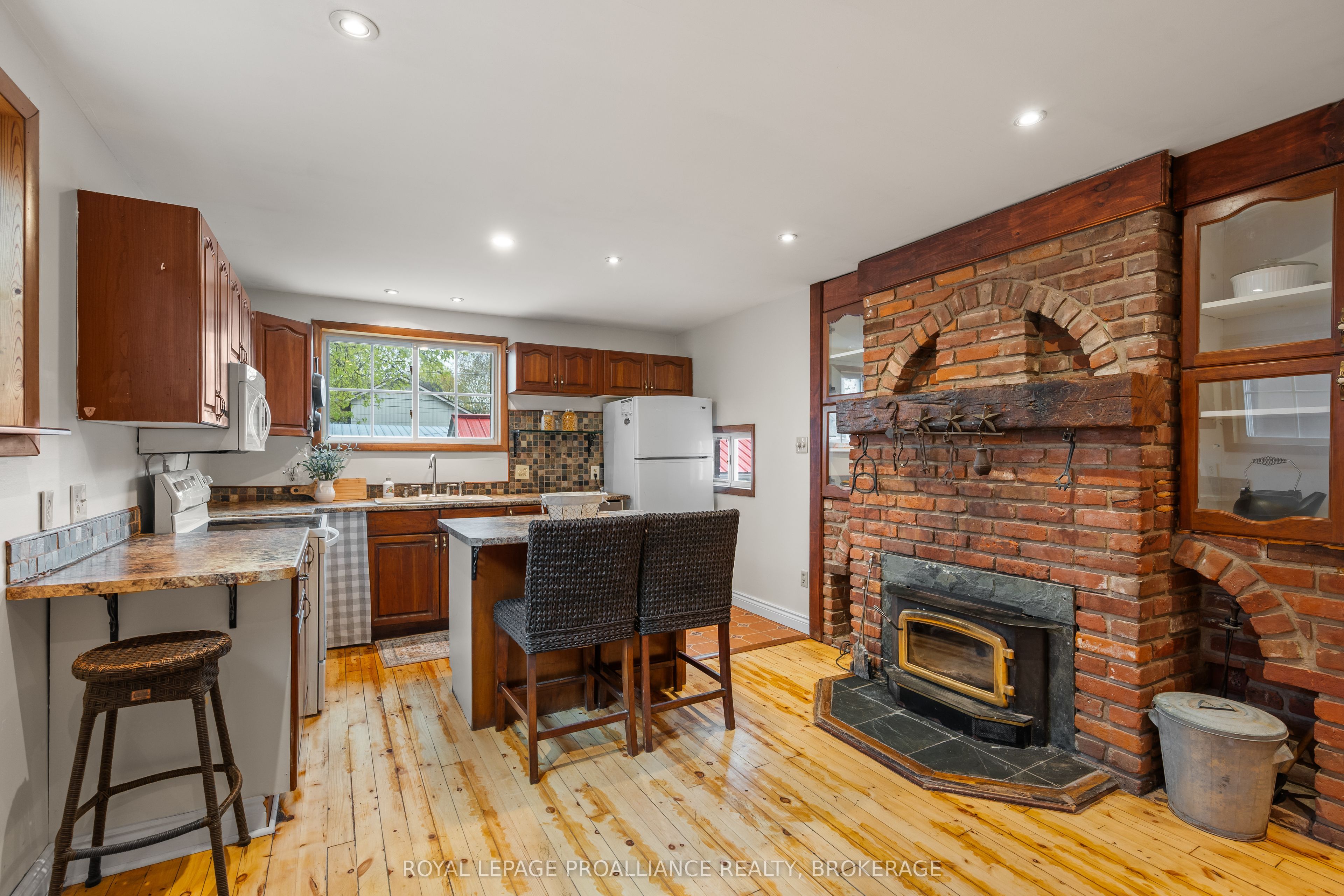 277 Brock Street Property Photo 12