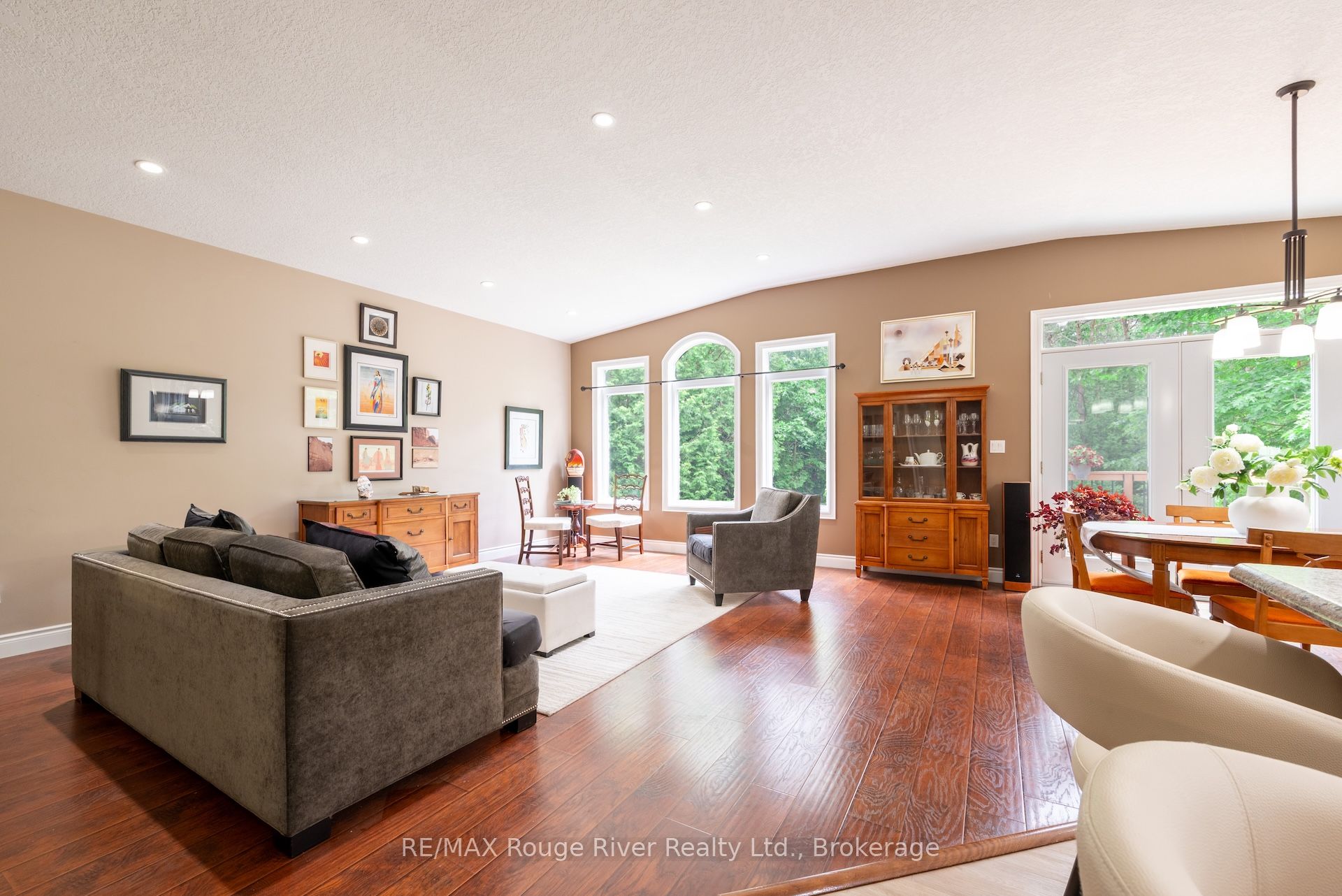 149 Pine Tree Lane Property Photo 11