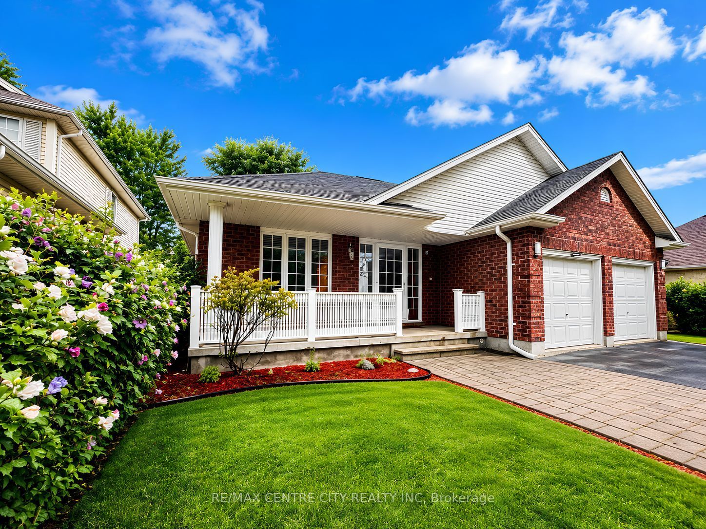93 Mctaggart Court Property Photo 1