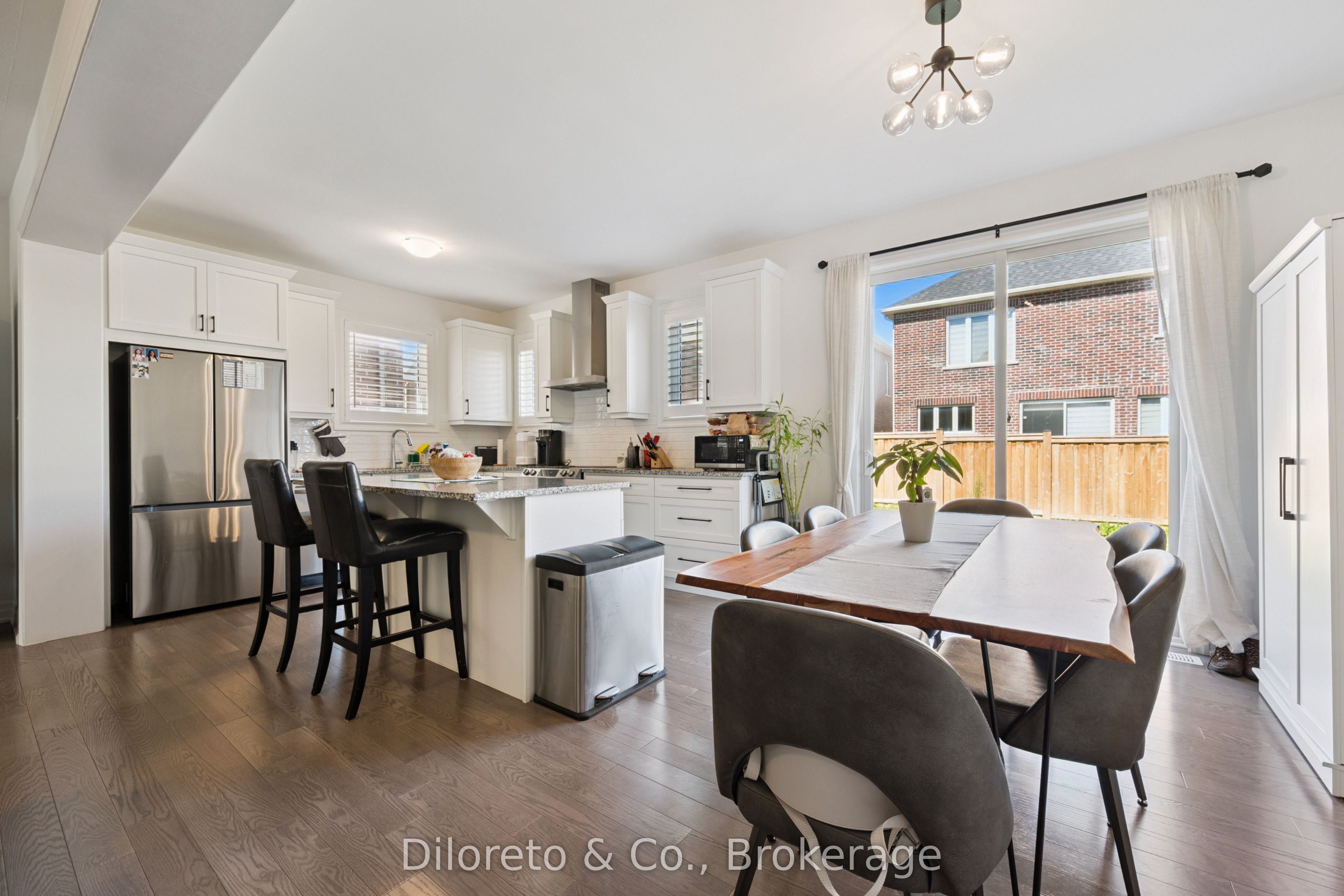 23 Saxony Street Property Photo 8