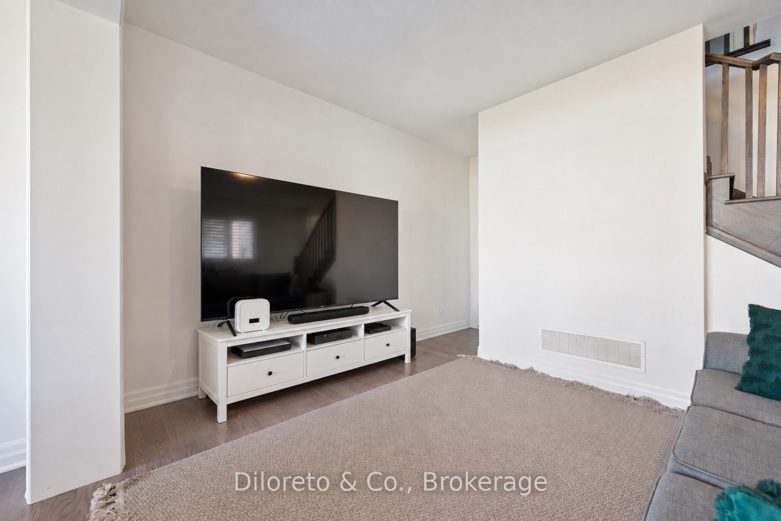 23 Saxony Street Property Photo 13