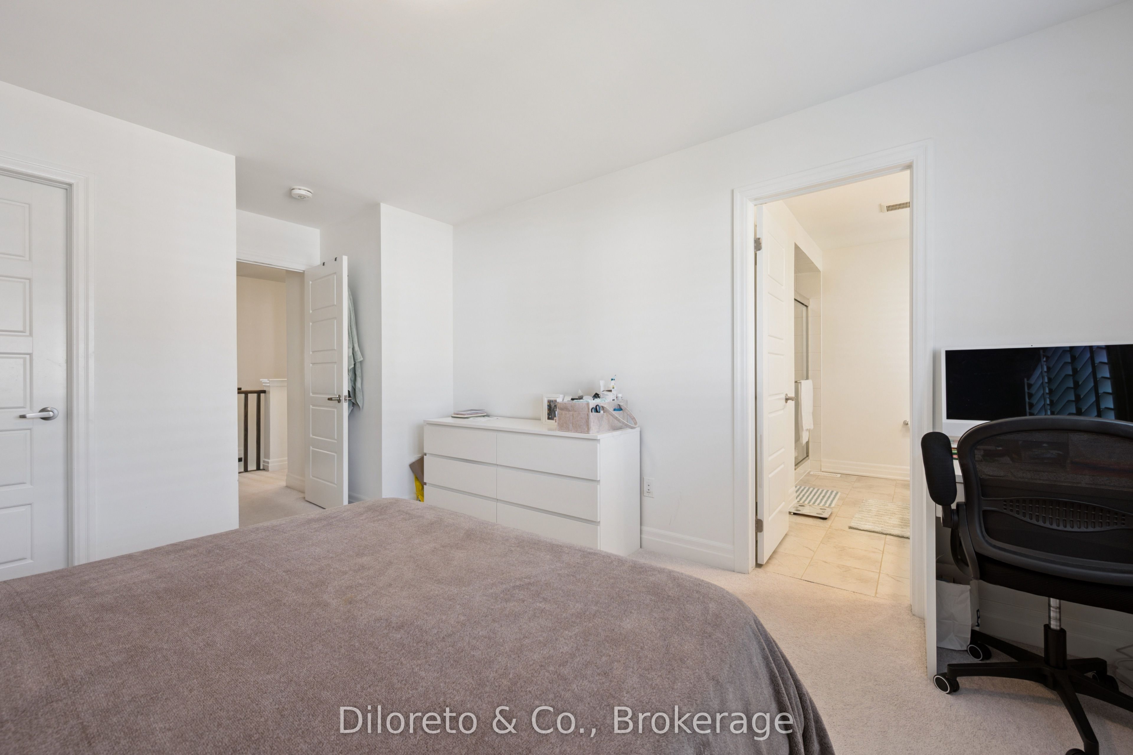 23 Saxony Street Property Photo 19
