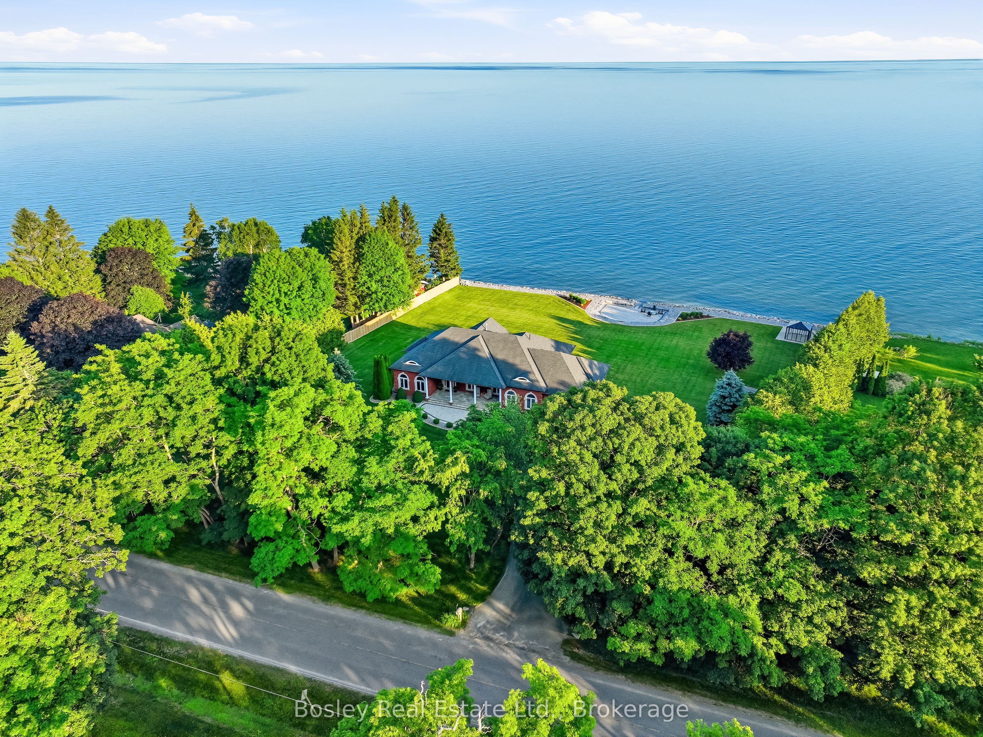 353 Lakeshore Road Property Photo 1