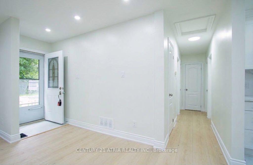 26 Magee Street Upper Property Photo 4