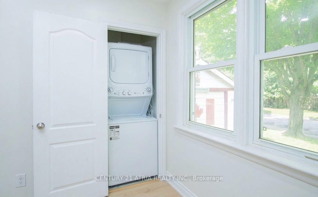 26 Magee Street Upper Property Photo 6