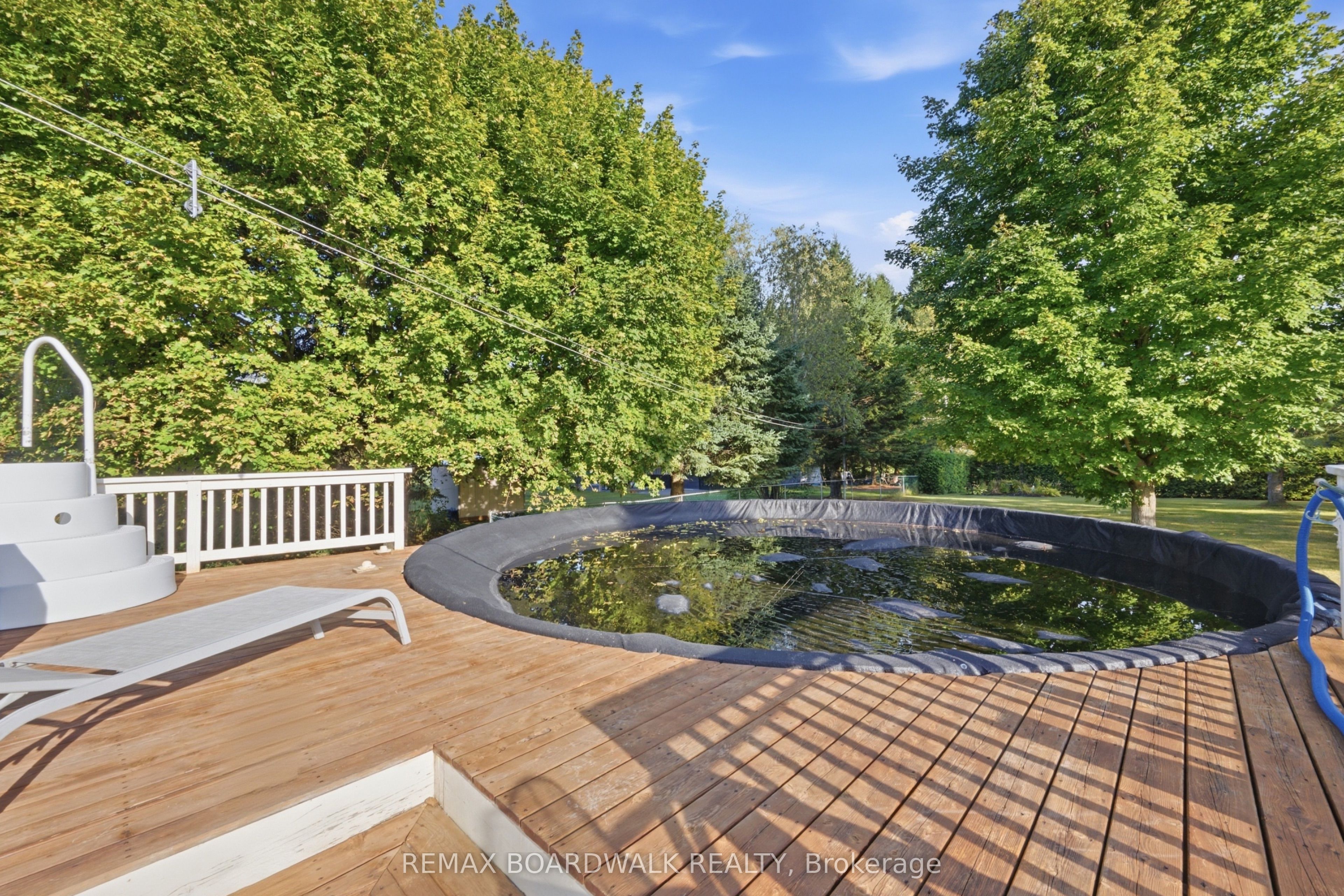 2725 Mcintosh Road Property Photo 13