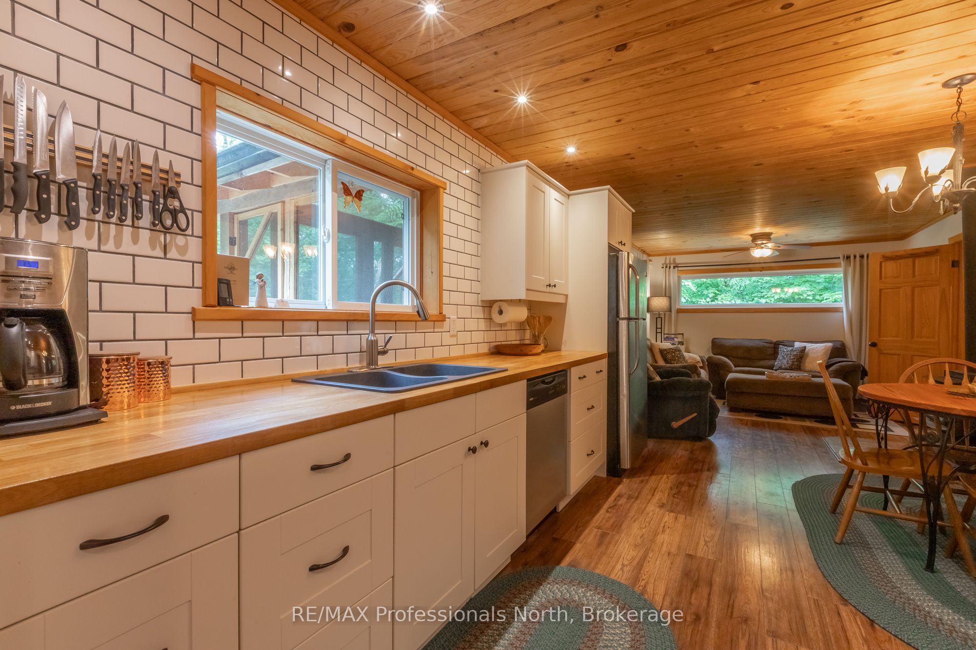 1628 Boshkung Lake Road Property Photo 9
