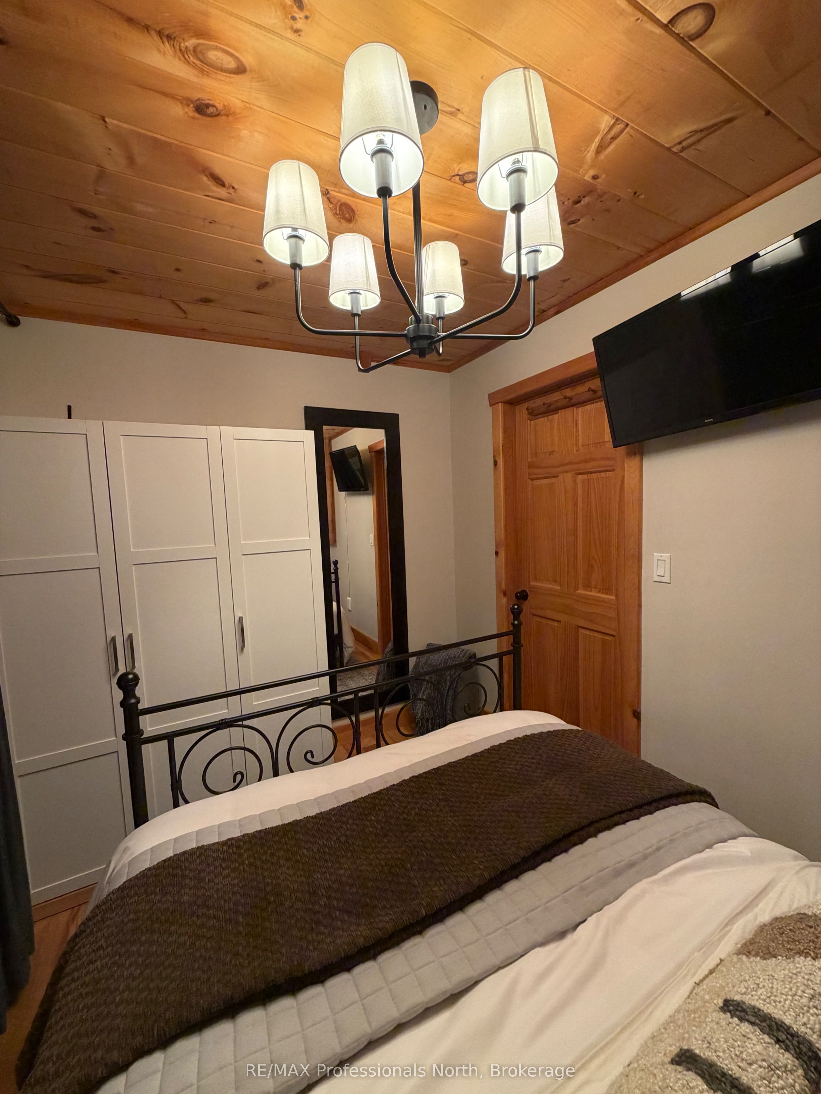 1628 Boshkung Lake Road Property Photo 16