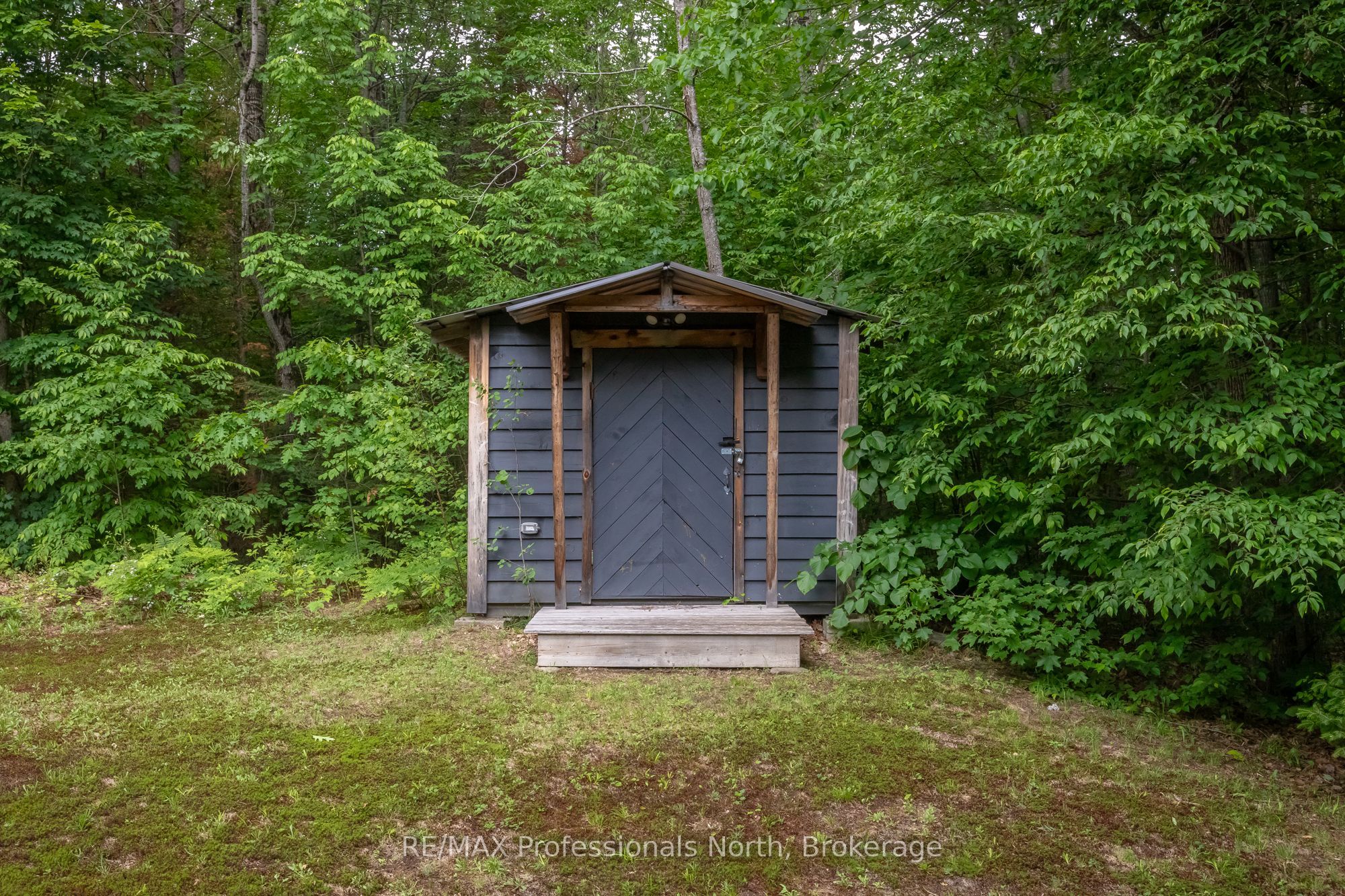 1628 Boshkung Lake Road Property Photo 28