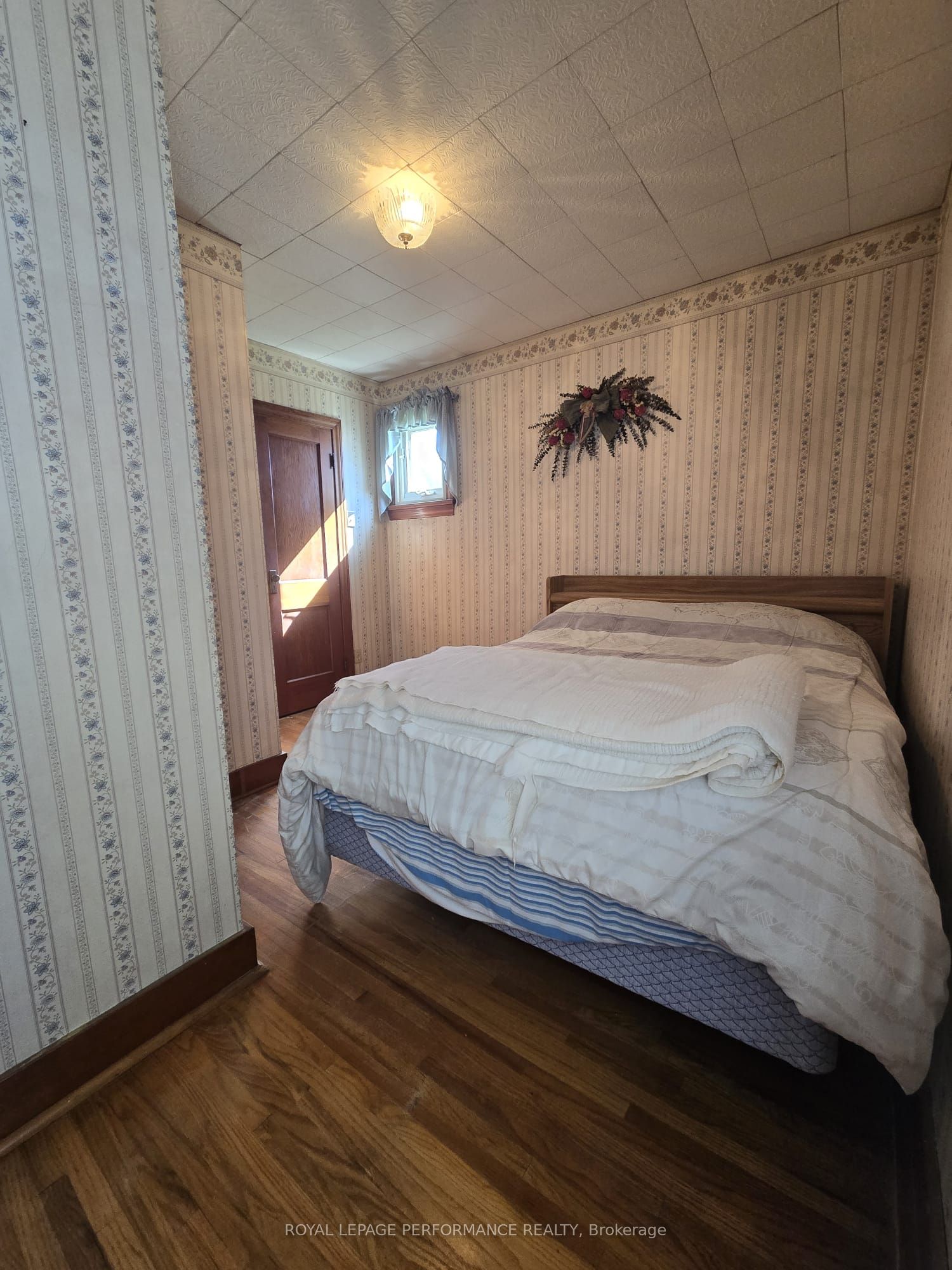 436 Fourth Street E Property Photo 15