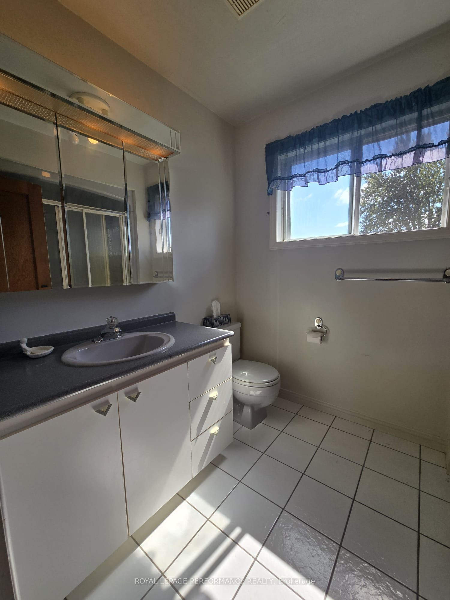 436 Fourth Street E Property Photo 25
