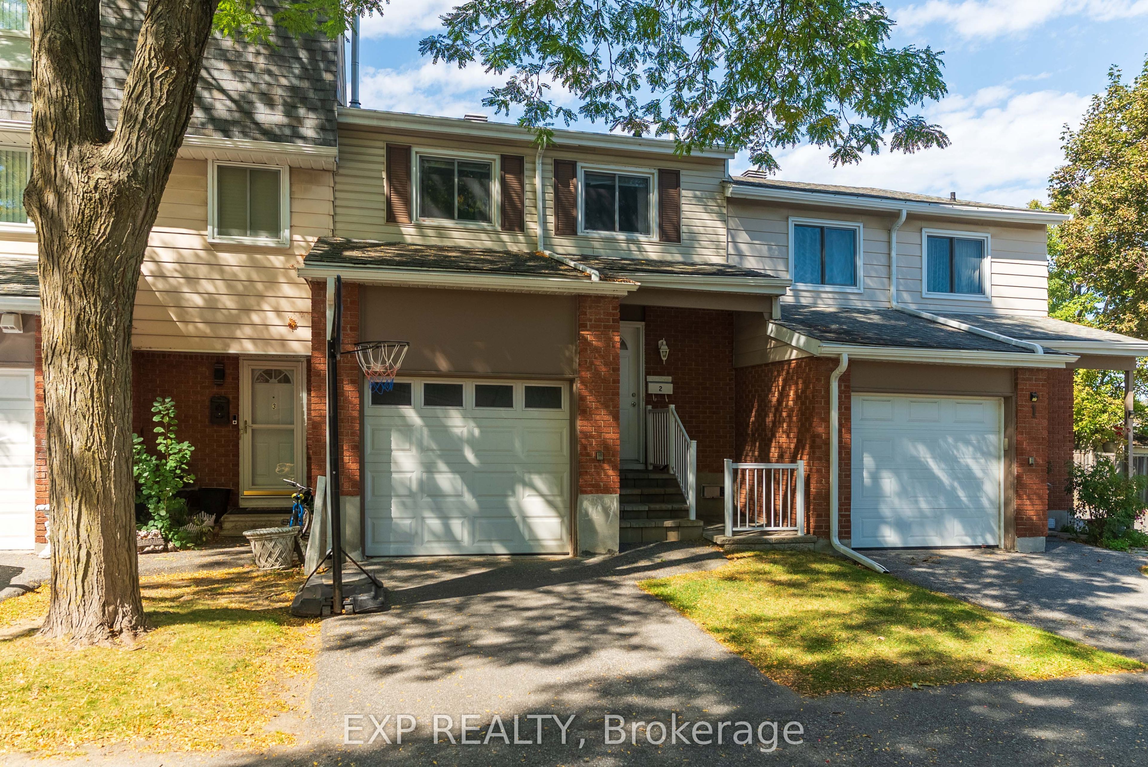 2669 Southvale Crescent E 2 Property Photo 1