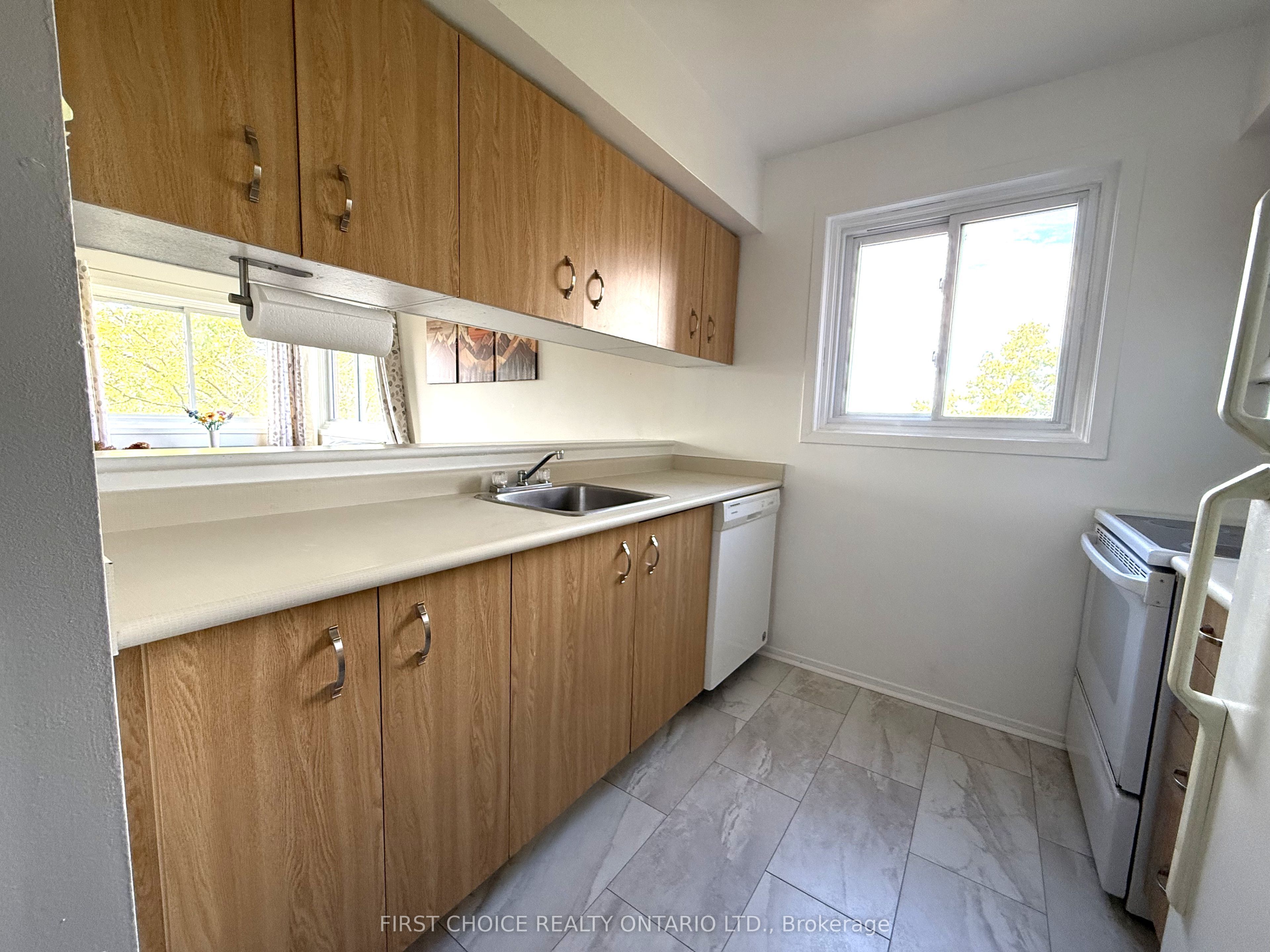 345 Centrum Boulevard 316 Property Photo 9
