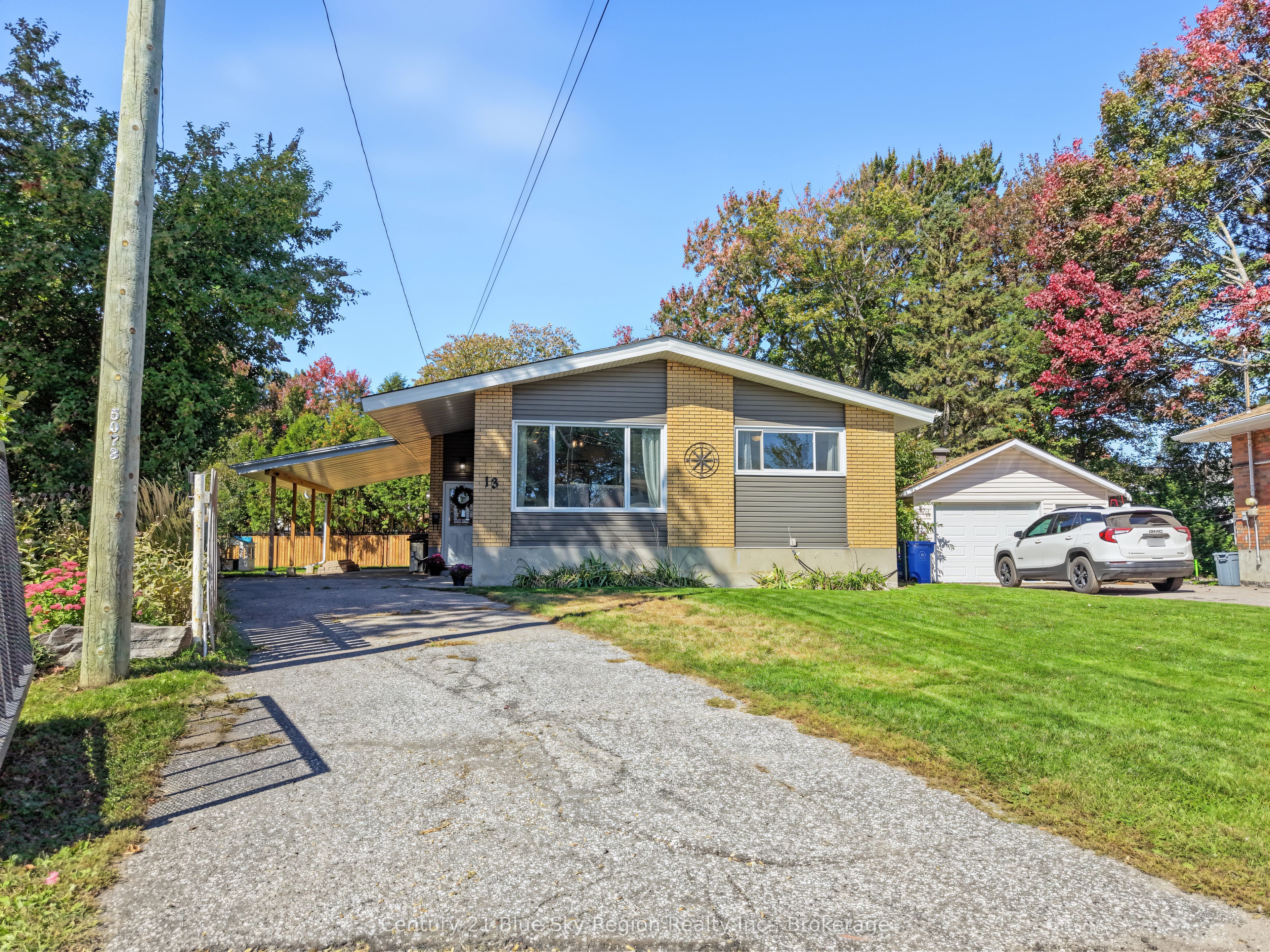 13 Milford Crescent