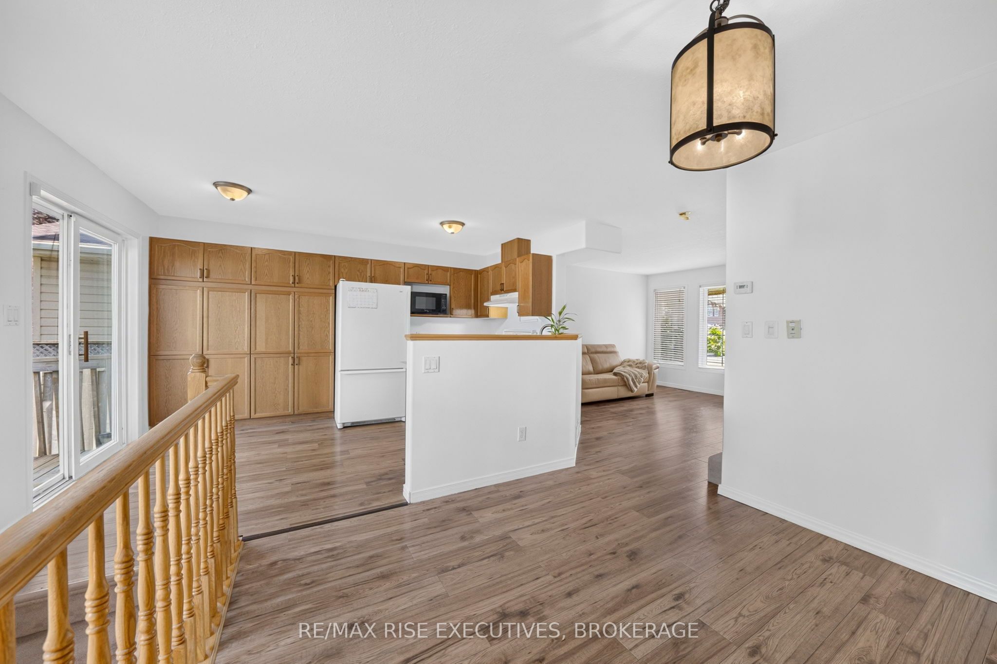254 Ellesmeer Avenue Property Photo 14