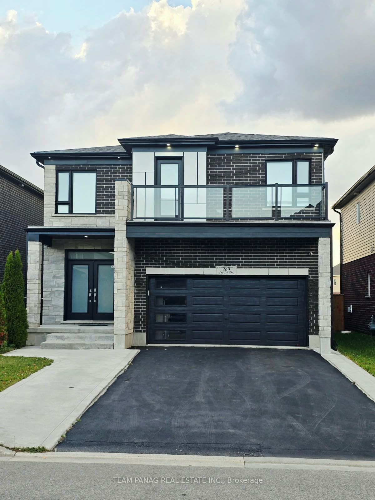 409 Freure Drive Property Photo 3