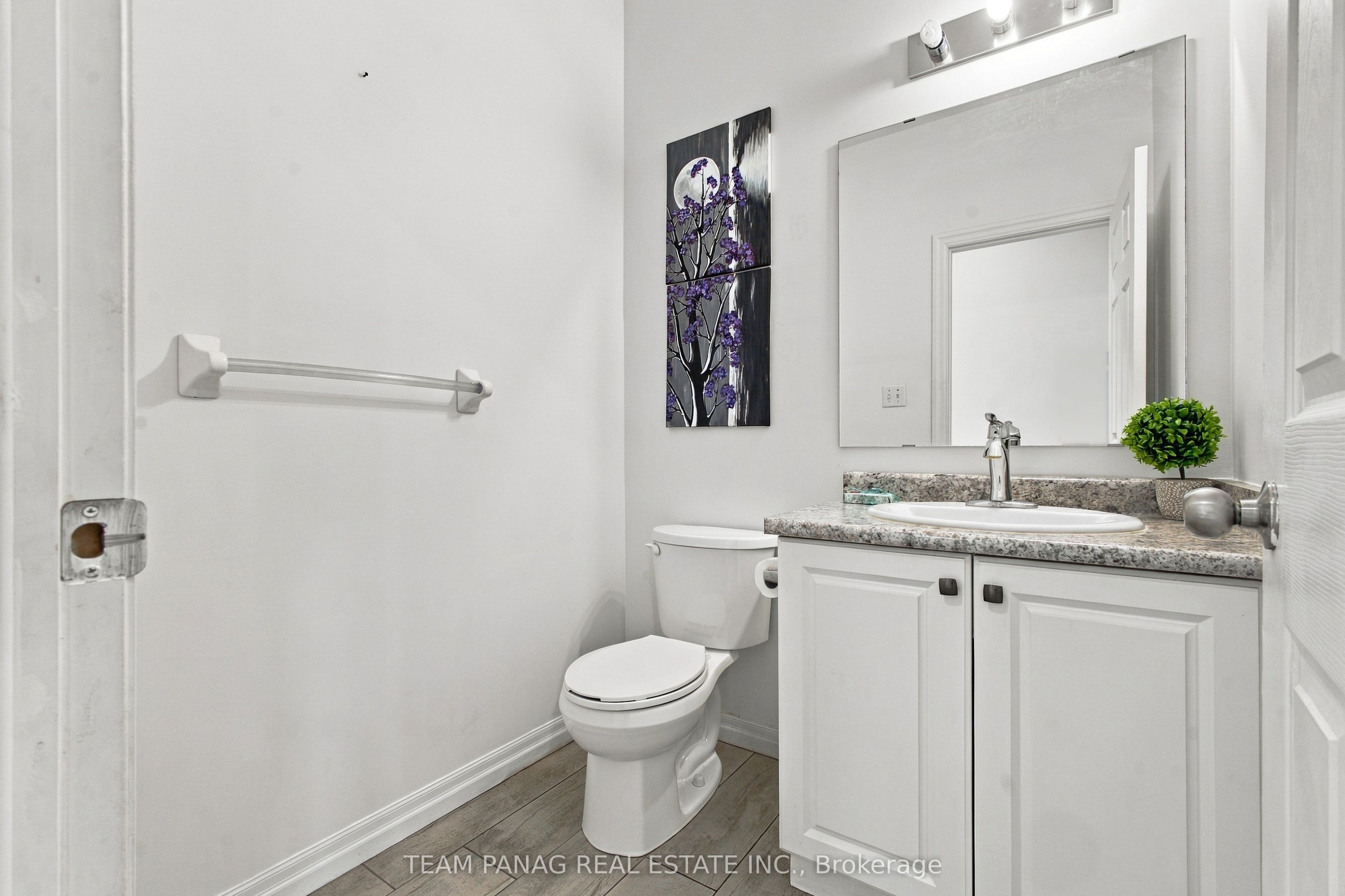 409 Freure Drive Property Photo 9