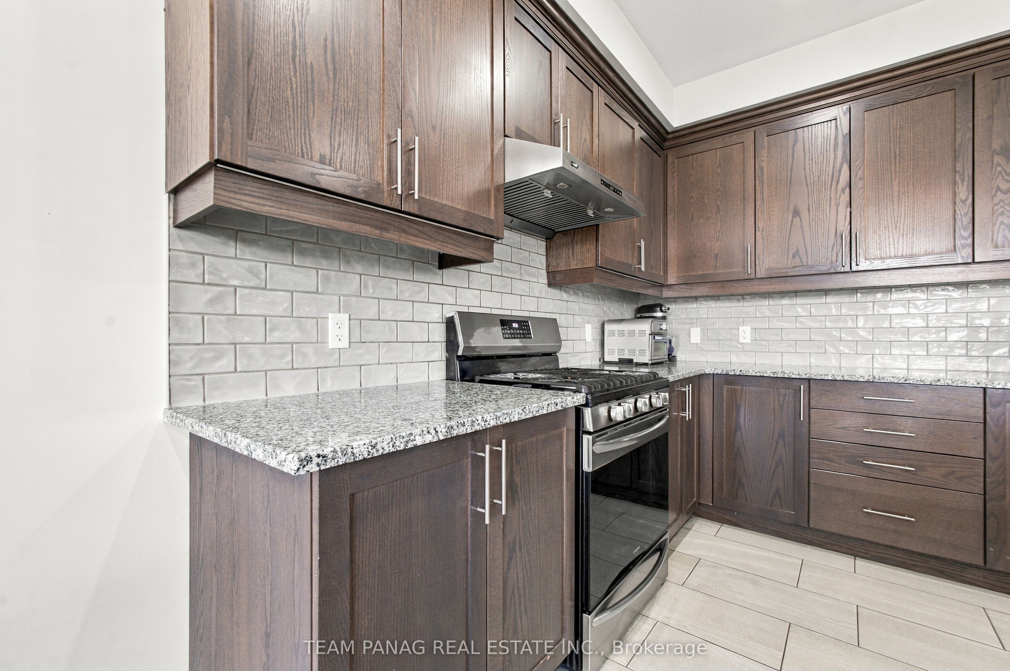 409 Freure Drive Property Photo 13
