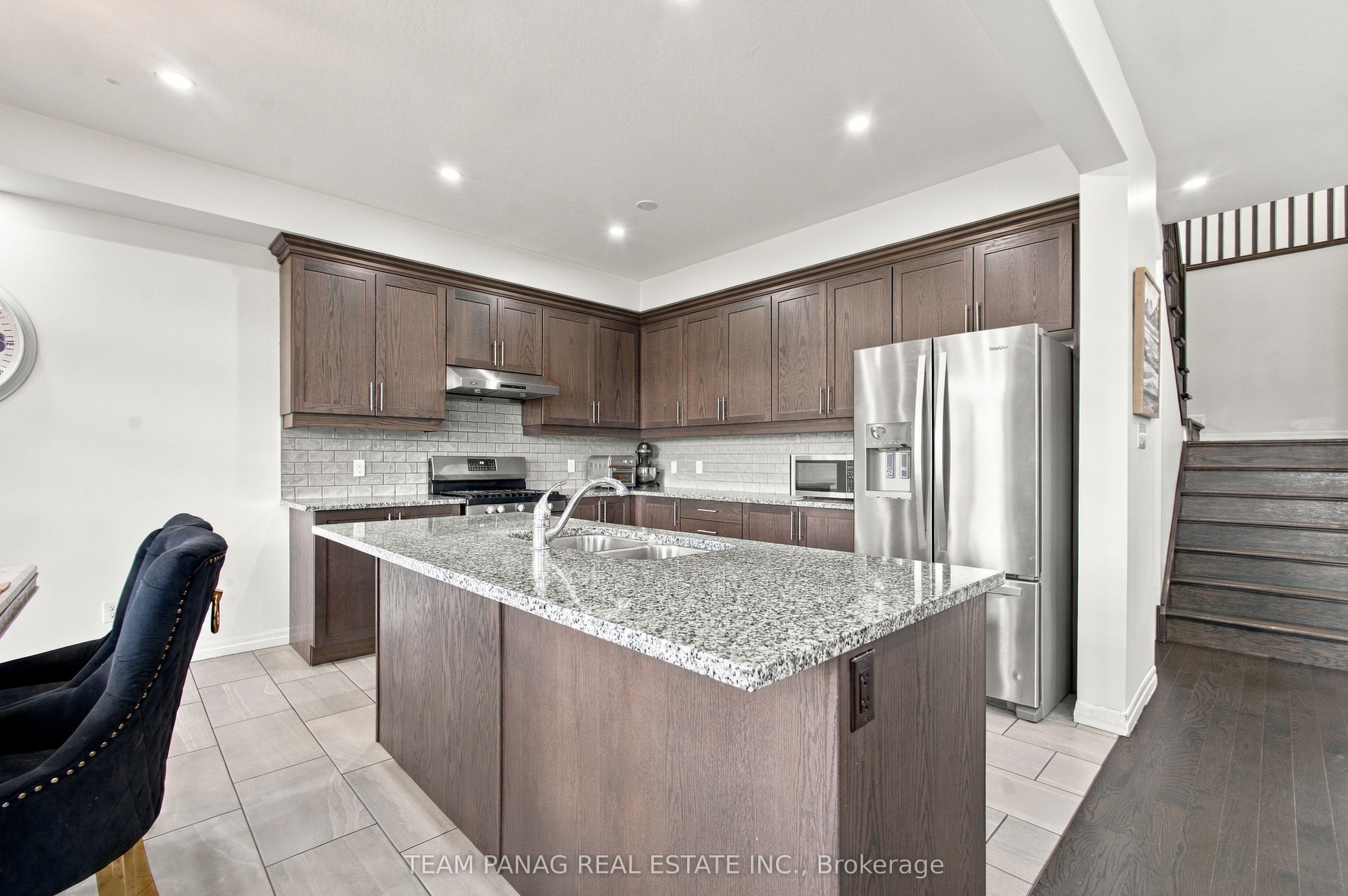 409 Freure Drive Property Photo 17