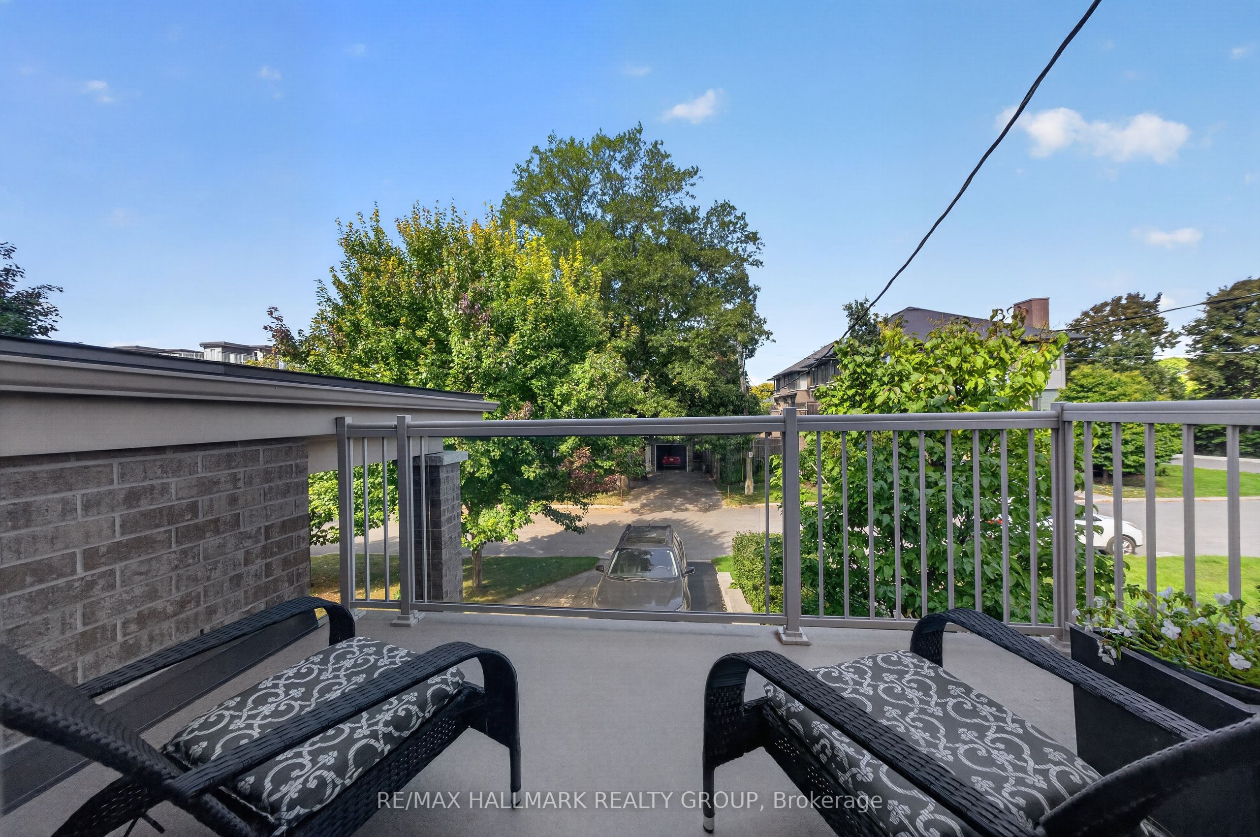 288 Selby Avenue Property Photo 11