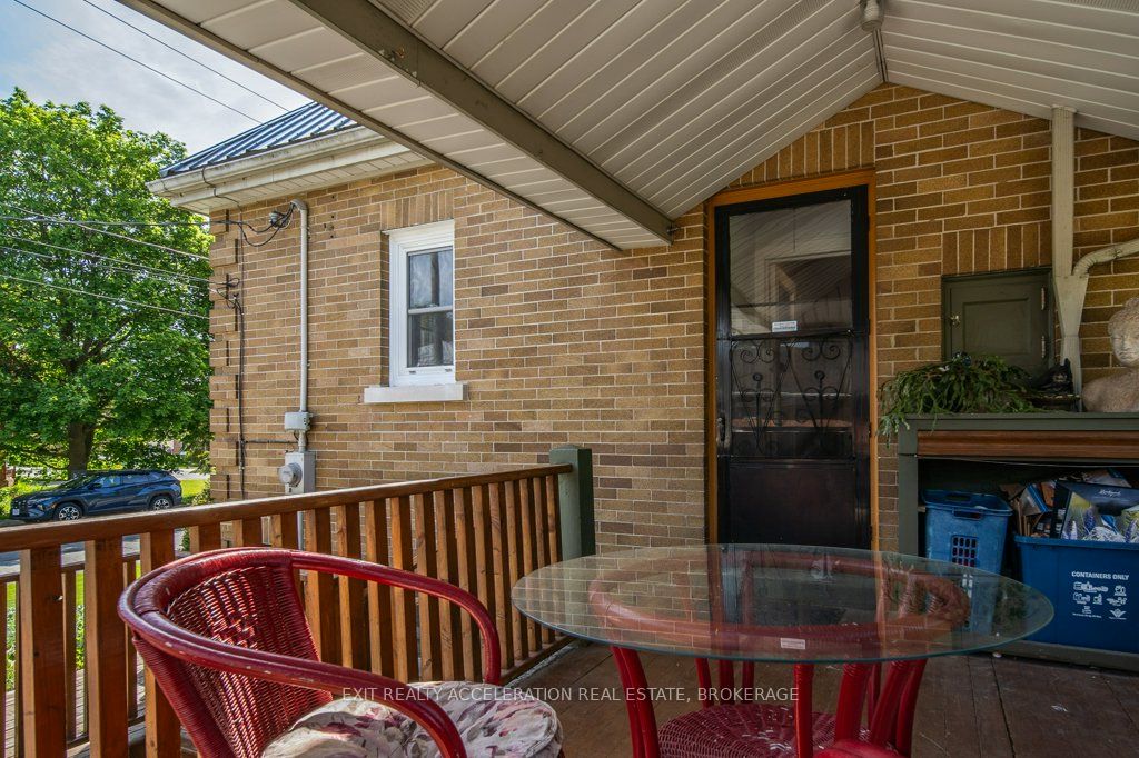 106 Donald Street Property Photo 30