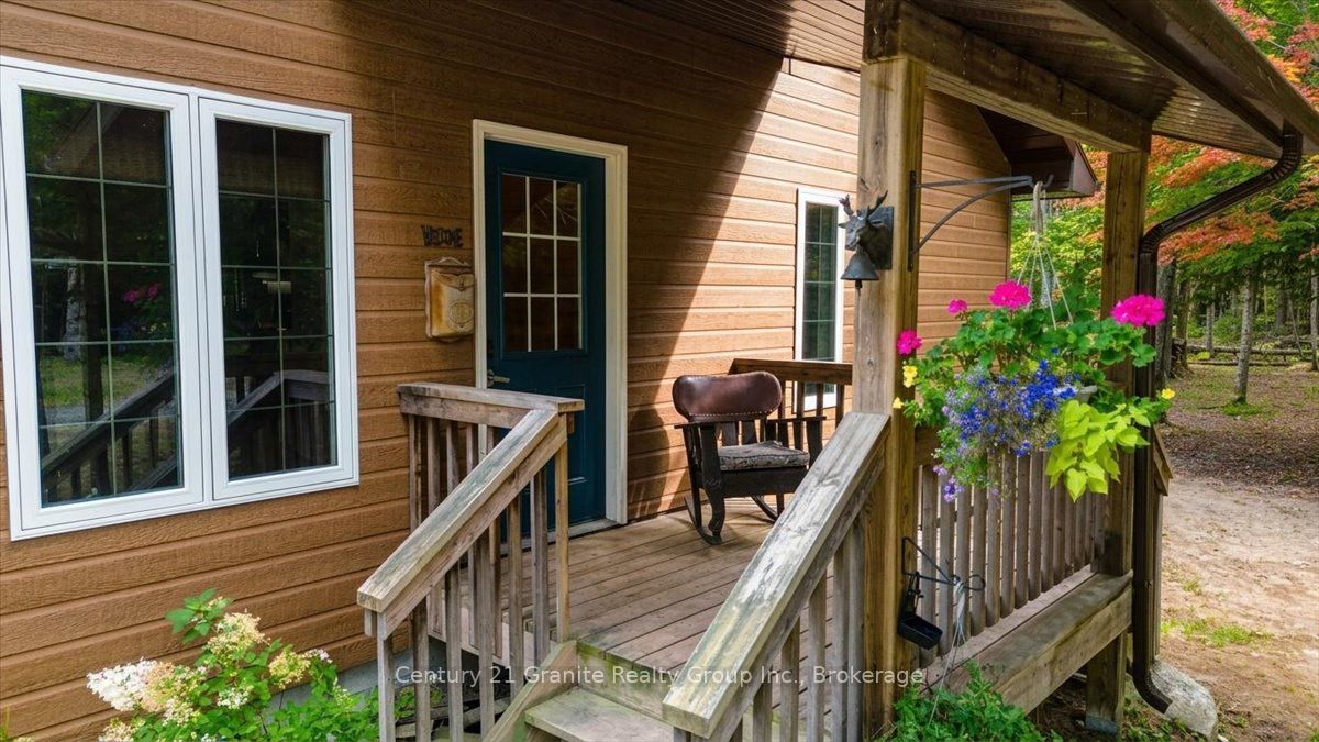 649 Madawaska Road Property Photo 4