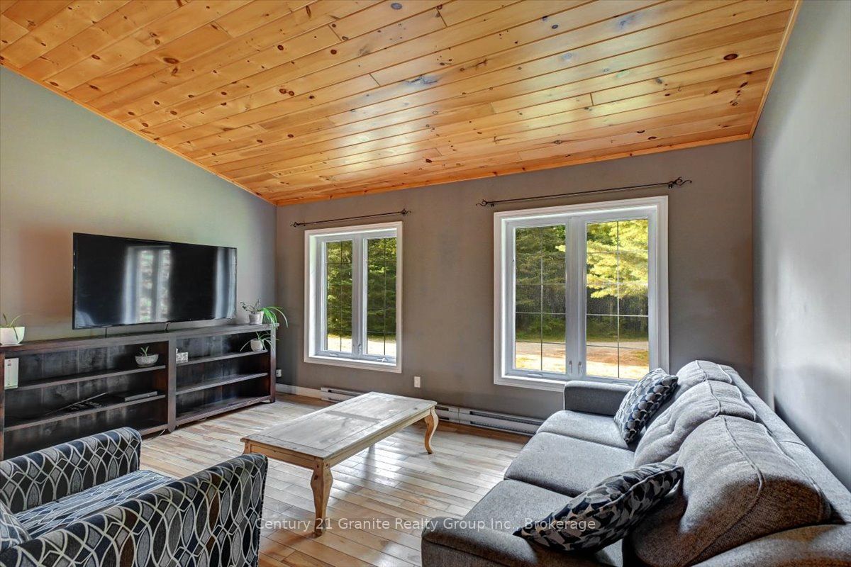 649 Madawaska Road Property Photo 16