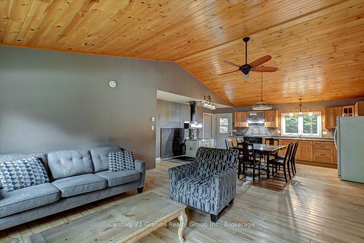 649 Madawaska Road Property Photo 18