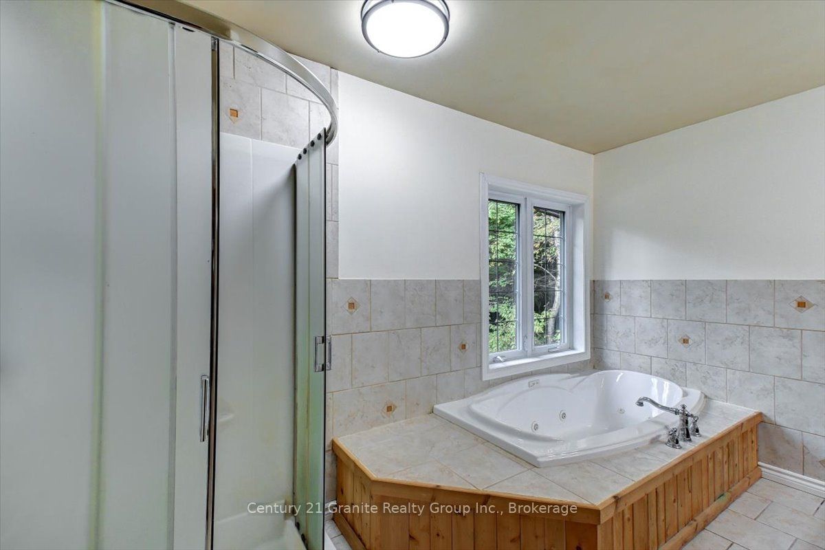 649 Madawaska Road Property Photo 25