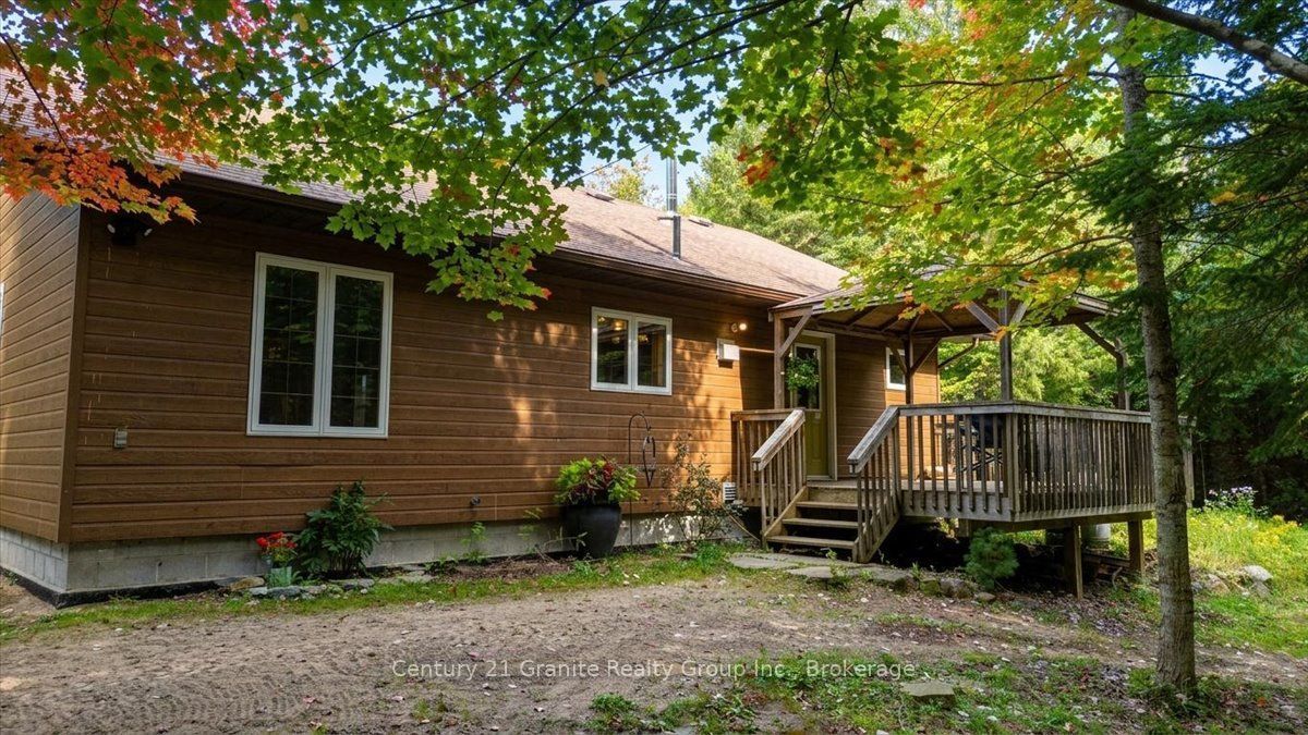 649 Madawaska Road Property Photo 33