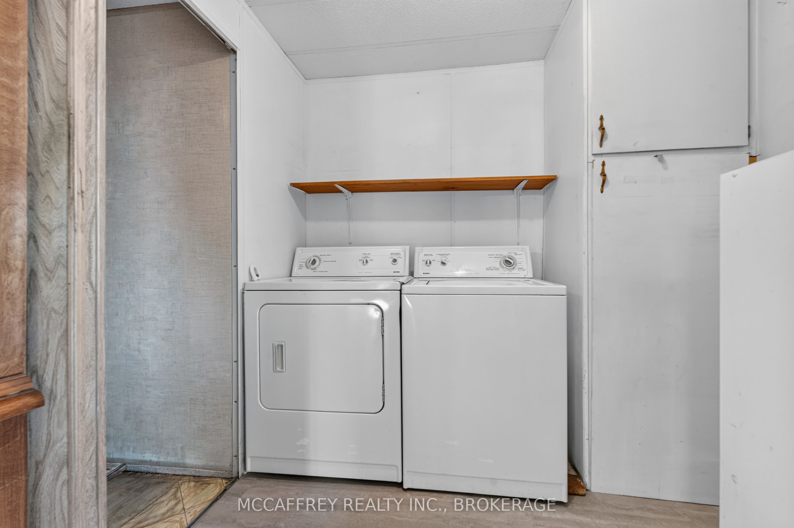 6 Cedar Street Property Photo 14
