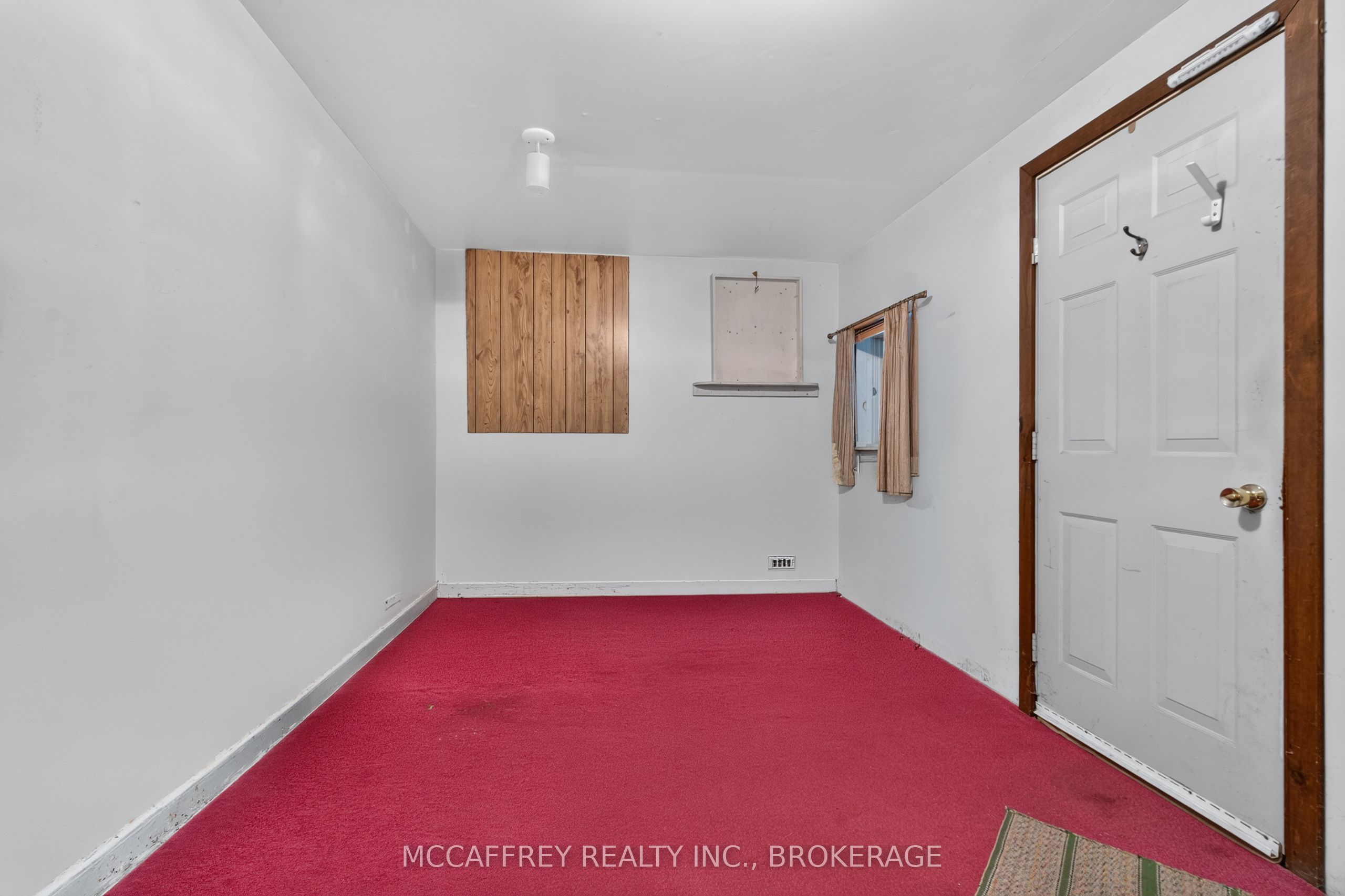 6 Cedar Street Property Photo 24