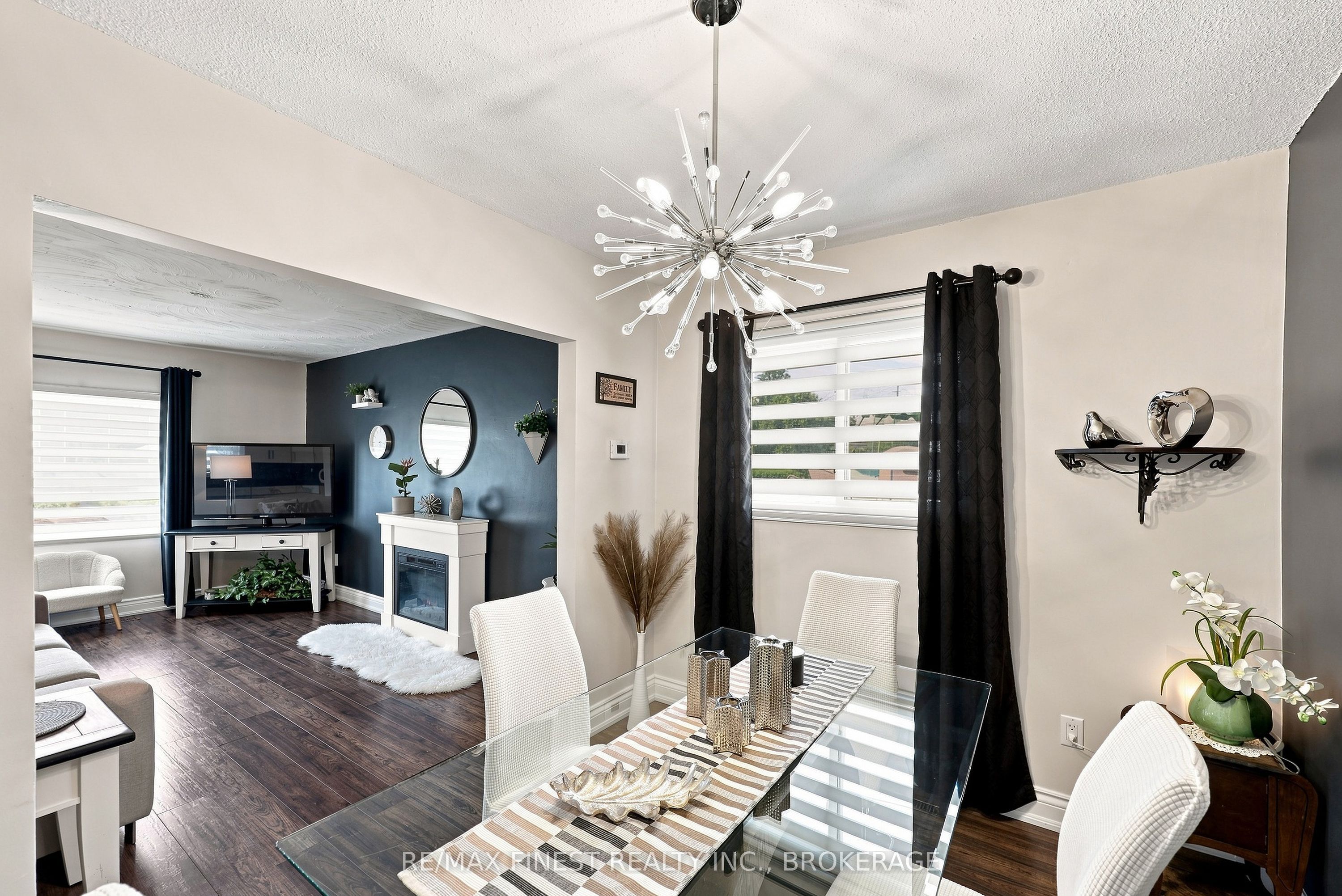 581 Division Street Property Photo 15
