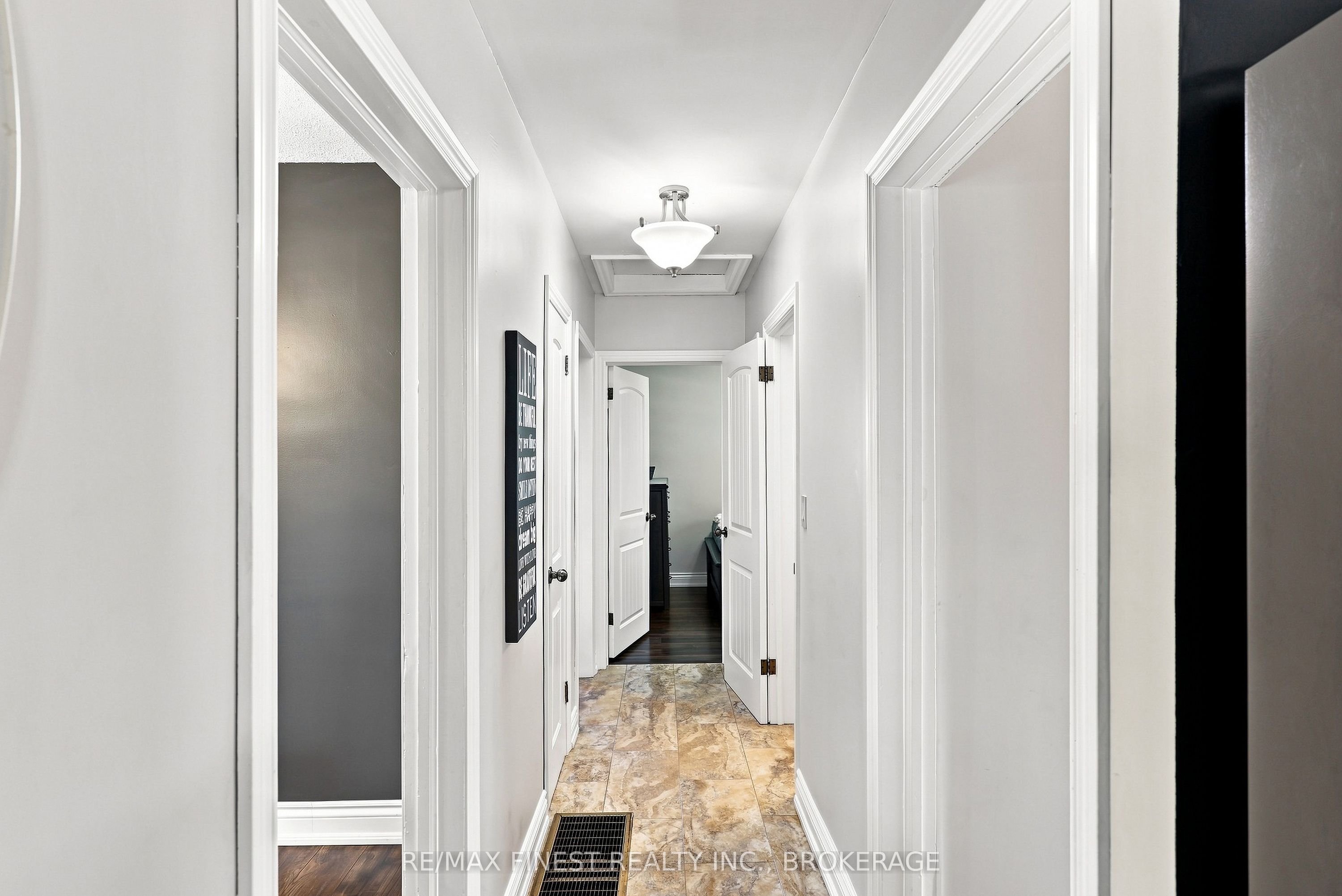 581 Division Street Property Photo 17