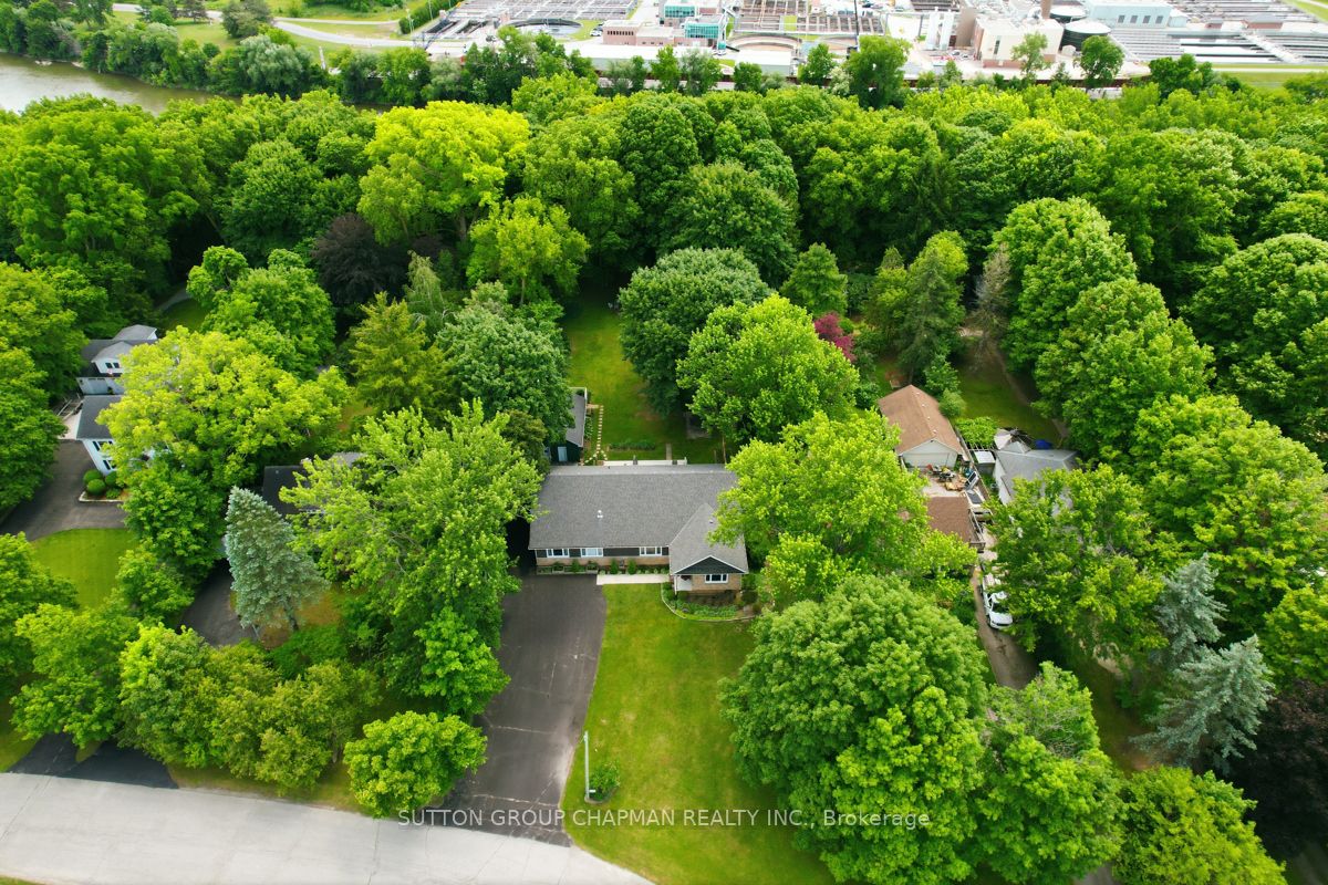 408 Old Riverside Drive Property Photo 1