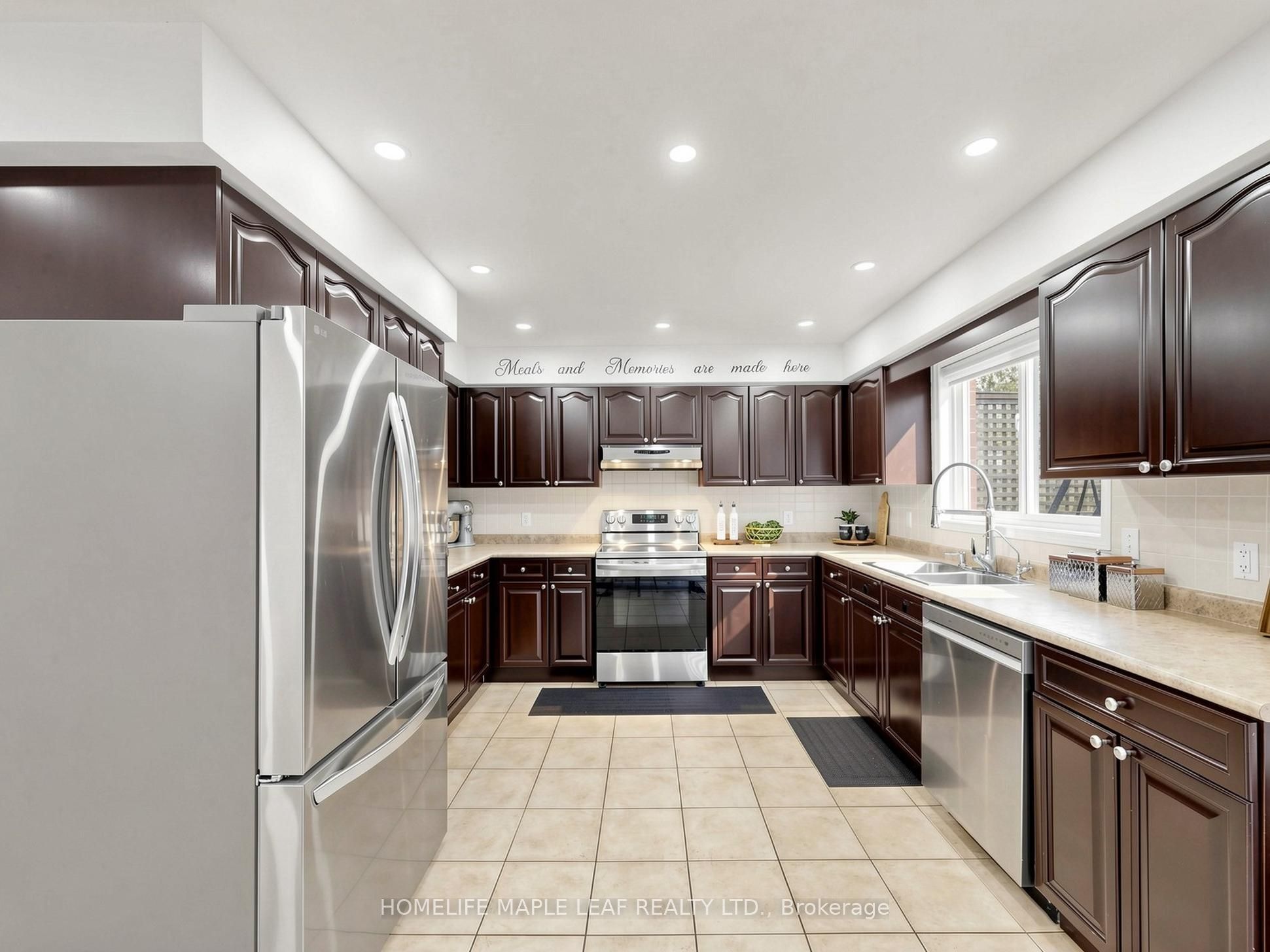 107 Green Bank Drive Property Photo 17