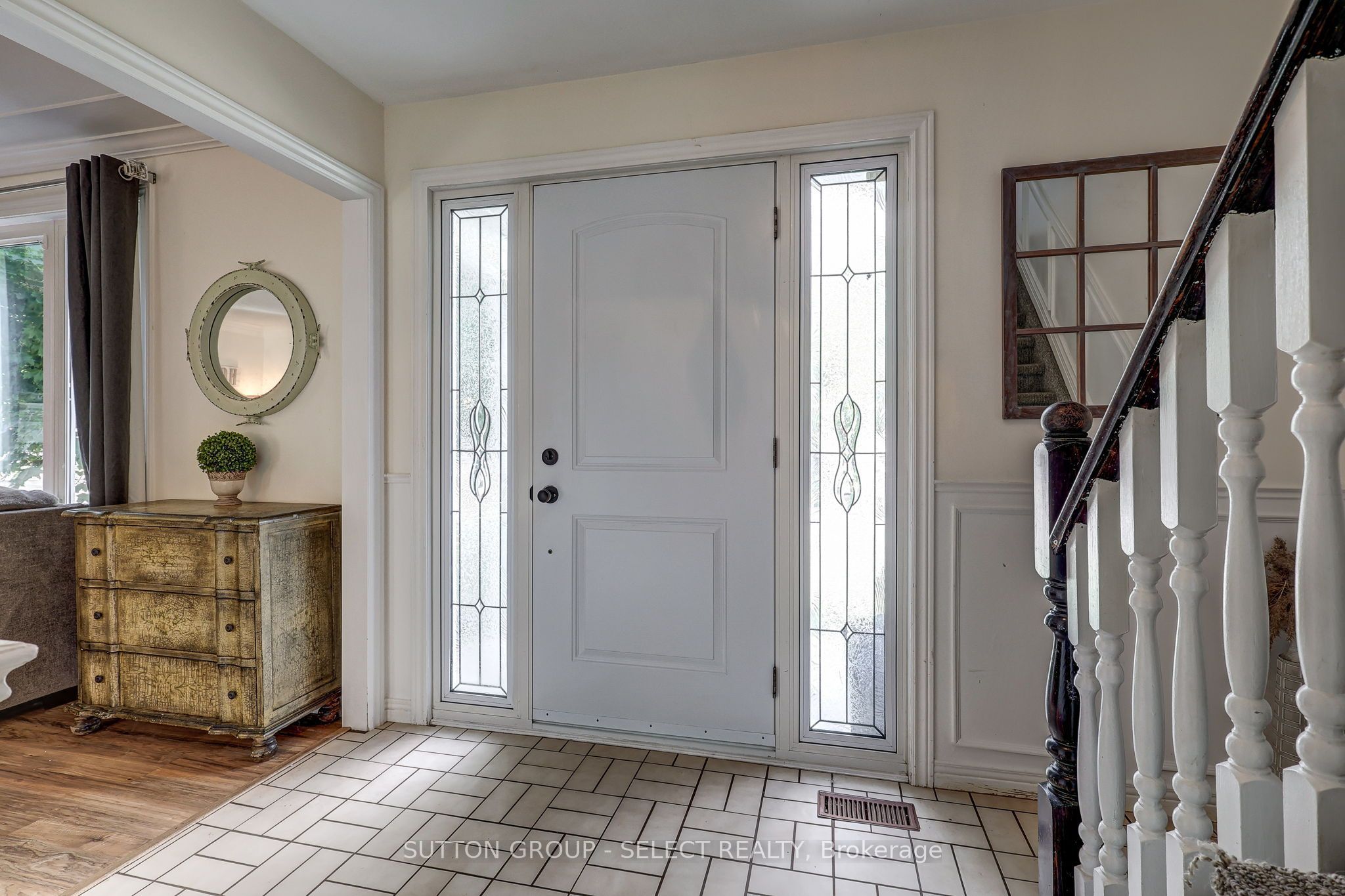 150 Dufferin Street Property Photo 4