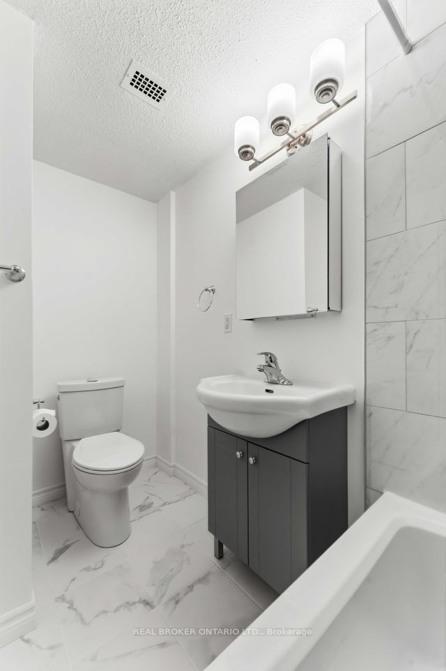 2044 Arrowsmith Drive 105 Property Photo 12
